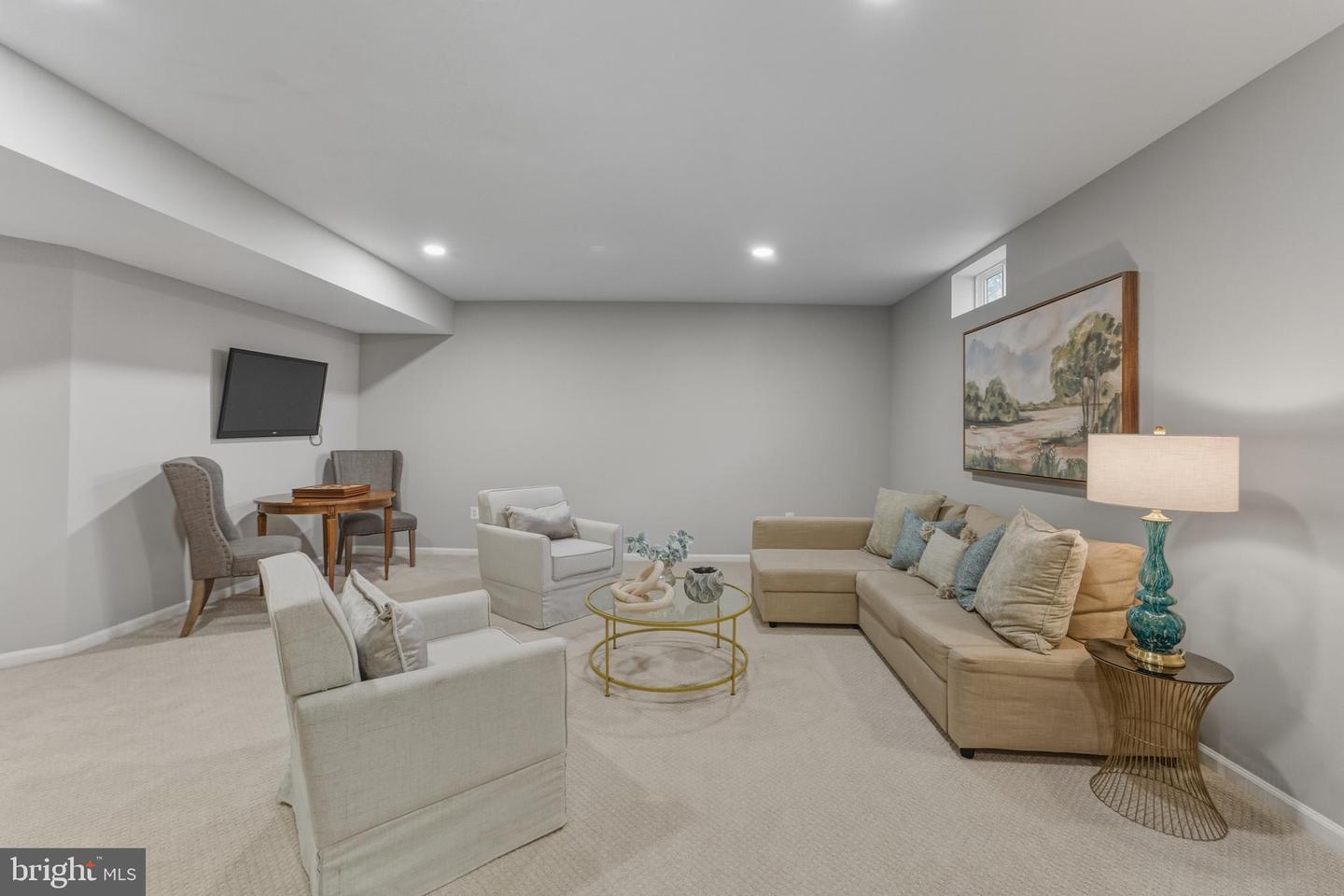 16830 TIDEWATER CT, WOODBRIDGE, Virginia 22191, 5 Bedrooms Bedrooms, ,3 BathroomsBathrooms,Residential,For sale,16830 TIDEWATER CT,VAPW2106948 MLS # VAPW2106948