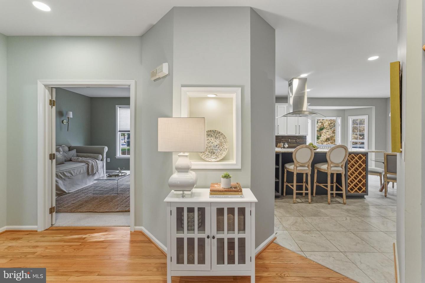 16830 TIDEWATER CT, WOODBRIDGE, Virginia 22191, 5 Bedrooms Bedrooms, ,3 BathroomsBathrooms,Residential,For sale,16830 TIDEWATER CT,VAPW2106948 MLS # VAPW2106948