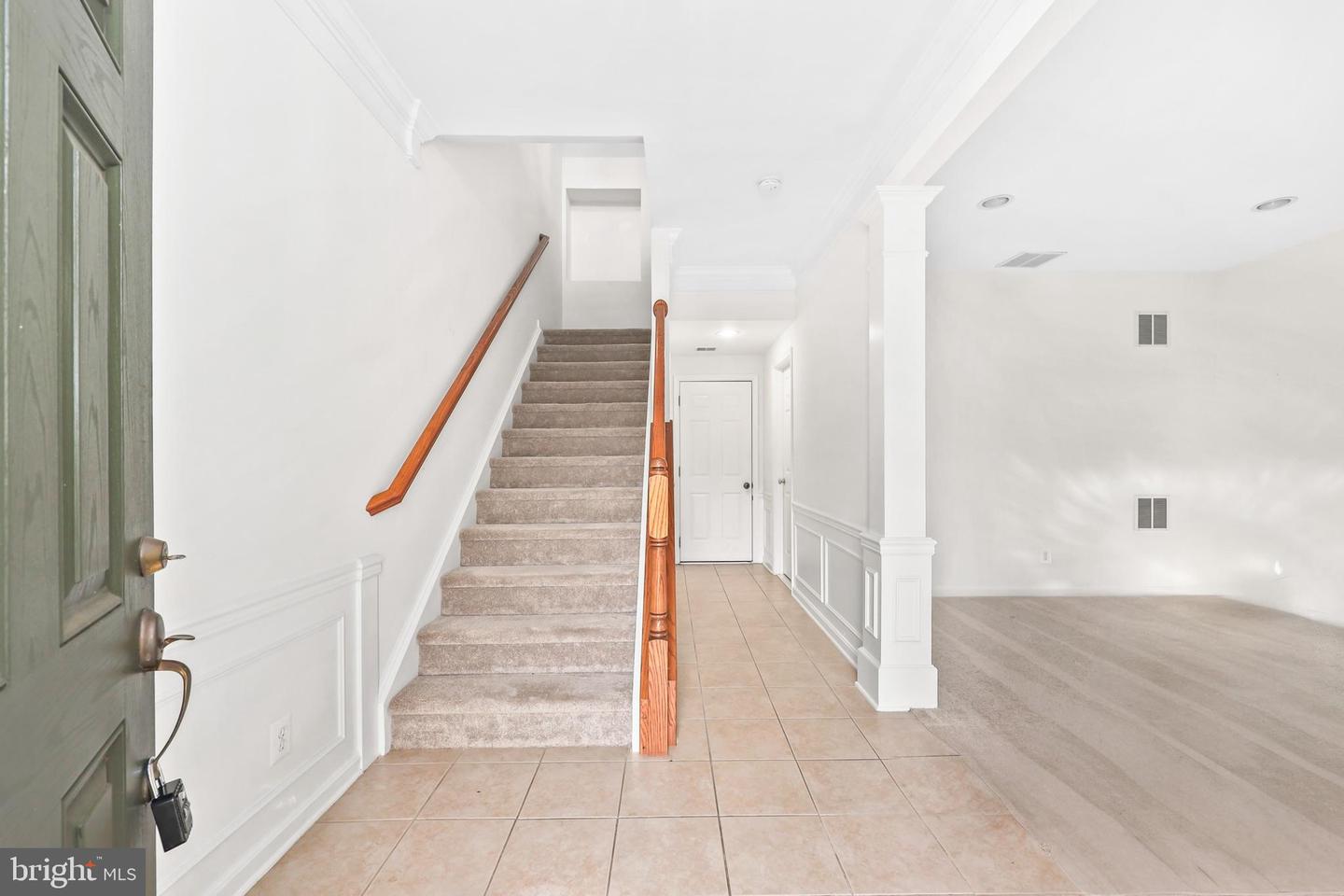 5096 VILLAGE FOUNTAIN PL, CENTREVILLE, Virginia 20120, 3 Bedrooms Bedrooms, ,2 BathroomsBathrooms,Residential,For sale,5096 VILLAGE FOUNTAIN PL,VAFX2276518 MLS # VAFX2276518