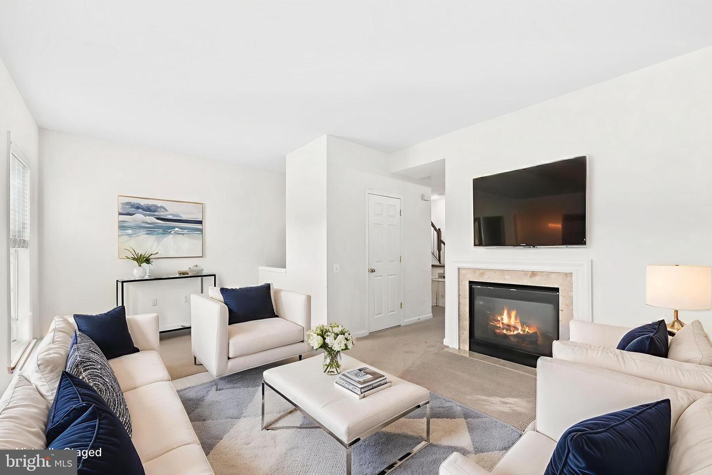 5096 VILLAGE FOUNTAIN PL, CENTREVILLE, Virginia 20120, 3 Bedrooms Bedrooms, ,2 BathroomsBathrooms,Residential,For sale,5096 VILLAGE FOUNTAIN PL,VAFX2276518 MLS # VAFX2276518