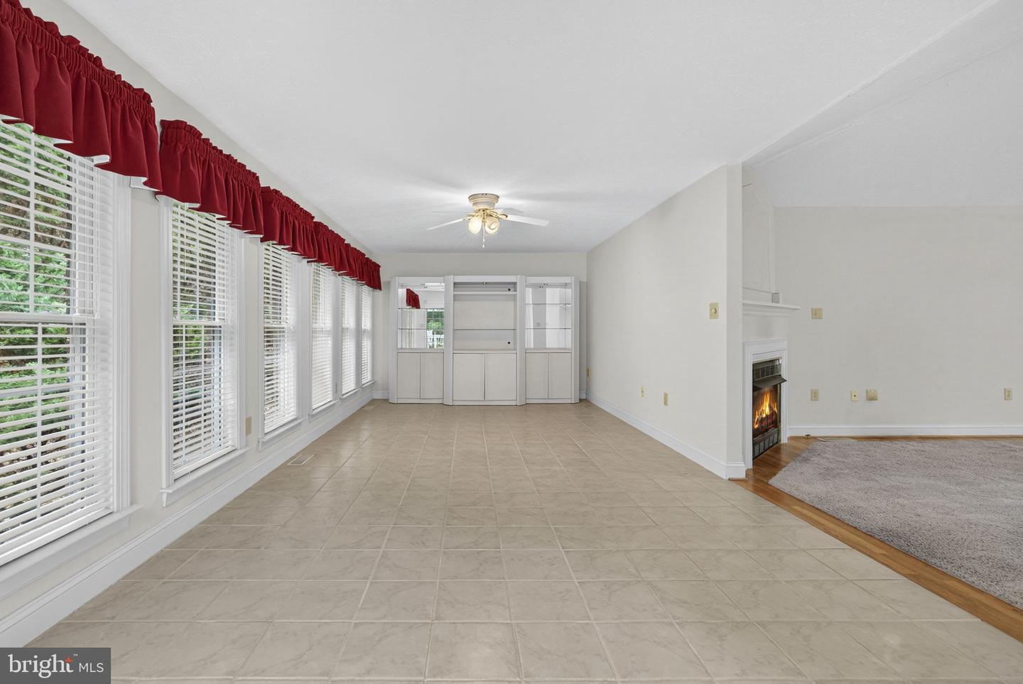 212 FAIRFIELD DR, WINCHESTER, Virginia 22602, 5 Bedrooms Bedrooms, ,3 BathroomsBathrooms,Residential,For sale,212 FAIRFIELD DR,VAFV2037710 MLS # VAFV2037710 212 FAIRFIELD DR, WINCHESTER, Virginia 22602, 5 Bedrooms Bedrooms, ,3 BathroomsBathrooms,Residential,For sale,212 FAIRFIELD DR,VAFV2037710 MLS # VAFV2037710