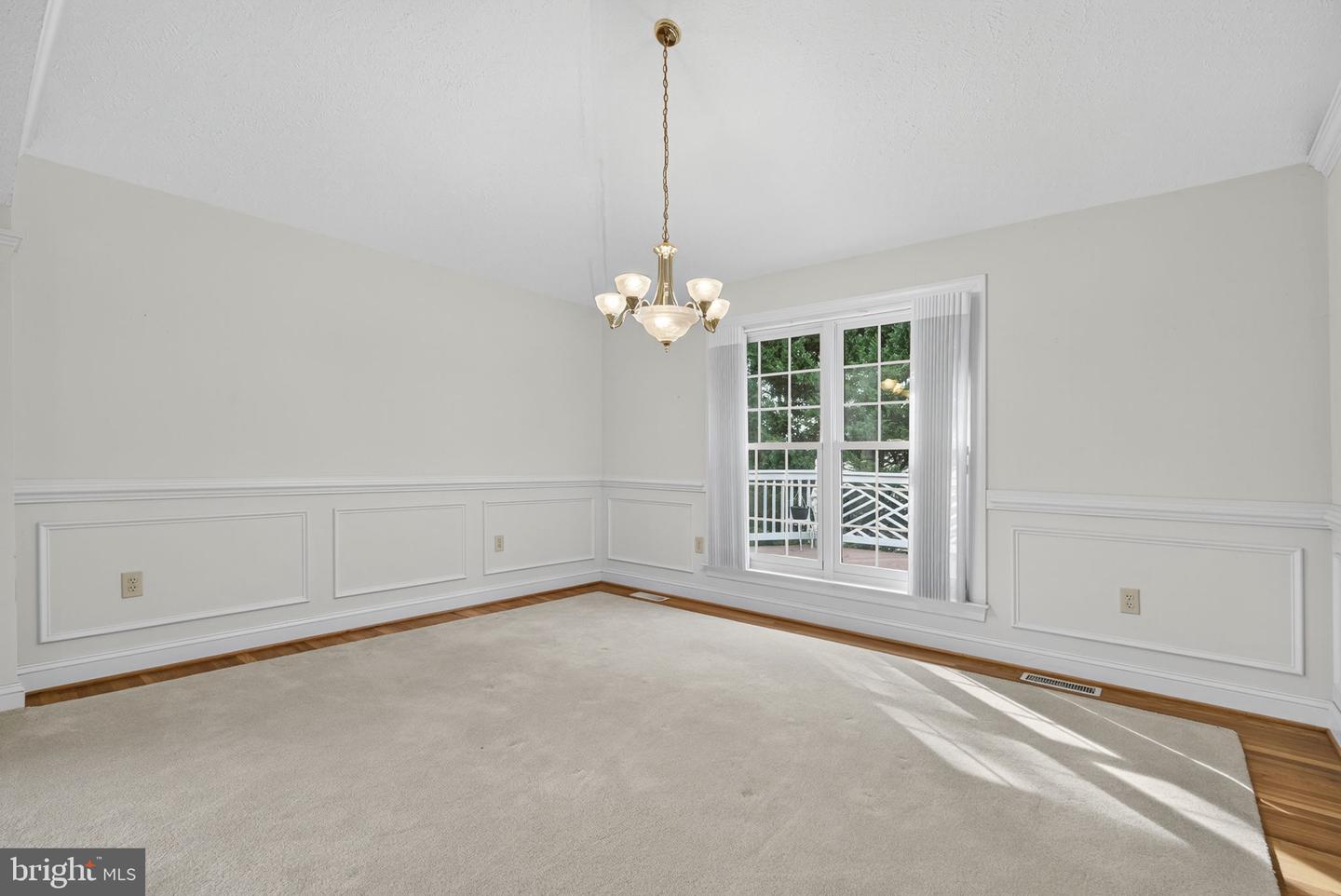 212 FAIRFIELD DR, WINCHESTER, Virginia 22602, 5 Bedrooms Bedrooms, ,3 BathroomsBathrooms,Residential,For sale,212 FAIRFIELD DR,VAFV2037710 MLS # VAFV2037710 212 FAIRFIELD DR, WINCHESTER, Virginia 22602, 5 Bedrooms Bedrooms, ,3 BathroomsBathrooms,Residential,For sale,212 FAIRFIELD DR,VAFV2037710 MLS # VAFV2037710