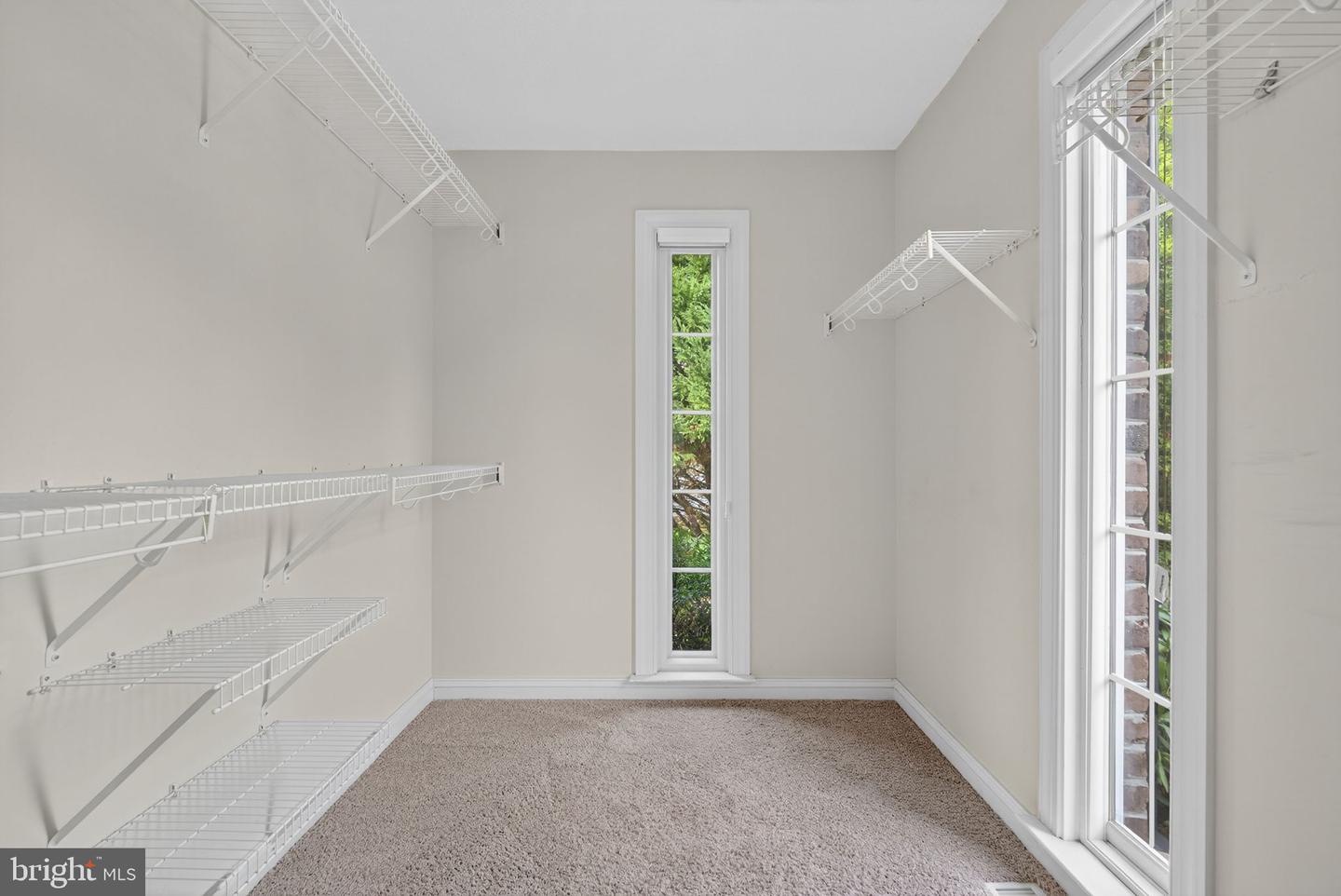 212 FAIRFIELD DR, WINCHESTER, Virginia 22602, 5 Bedrooms Bedrooms, ,3 BathroomsBathrooms,Residential,For sale,212 FAIRFIELD DR,VAFV2037710 MLS # VAFV2037710 212 FAIRFIELD DR, WINCHESTER, Virginia 22602, 5 Bedrooms Bedrooms, ,3 BathroomsBathrooms,Residential,For sale,212 FAIRFIELD DR,VAFV2037710 MLS # VAFV2037710