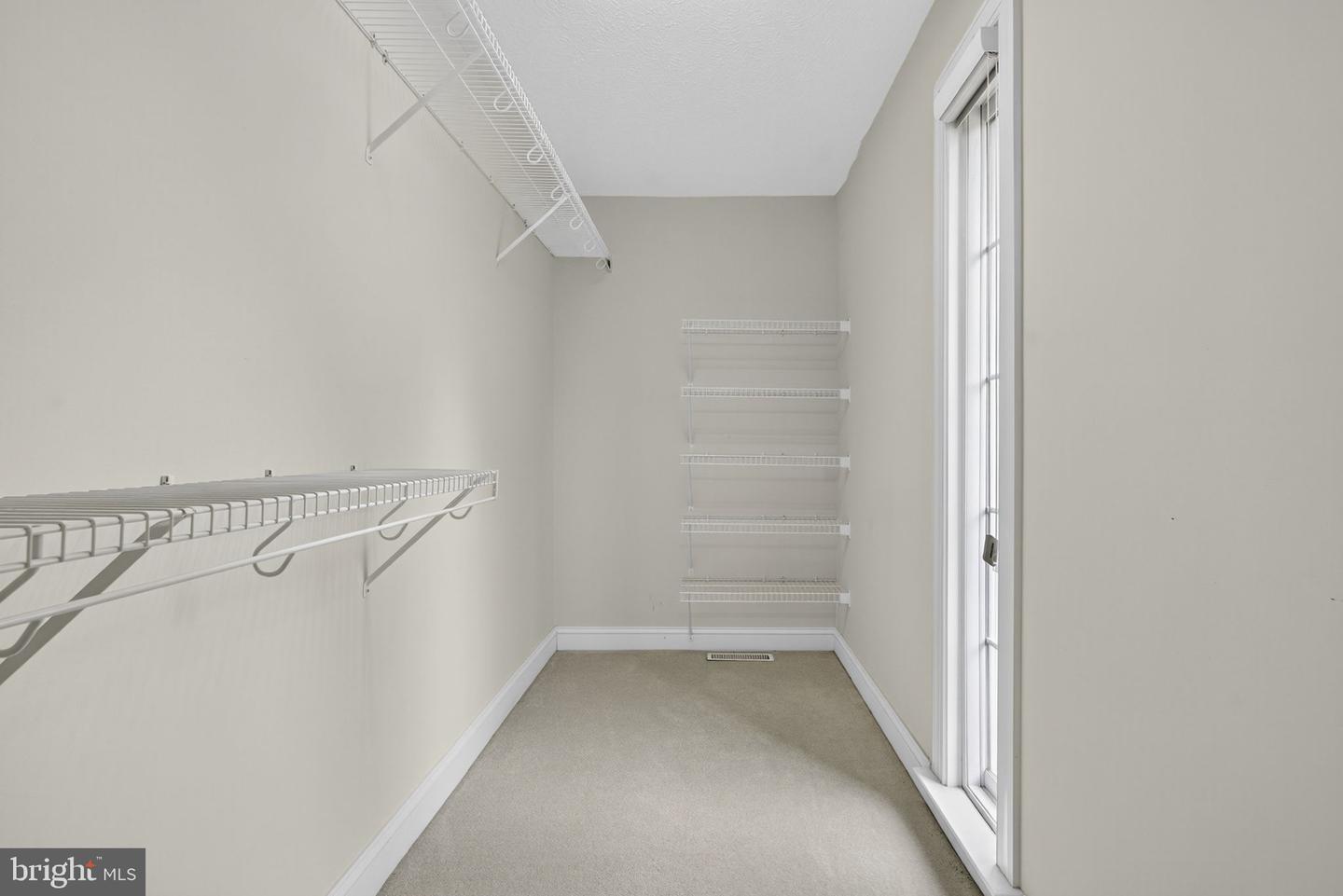 212 FAIRFIELD DR, WINCHESTER, Virginia 22602, 5 Bedrooms Bedrooms, ,3 BathroomsBathrooms,Residential,For sale,212 FAIRFIELD DR,VAFV2037710 MLS # VAFV2037710 212 FAIRFIELD DR, WINCHESTER, Virginia 22602, 5 Bedrooms Bedrooms, ,3 BathroomsBathrooms,Residential,For sale,212 FAIRFIELD DR,VAFV2037710 MLS # VAFV2037710