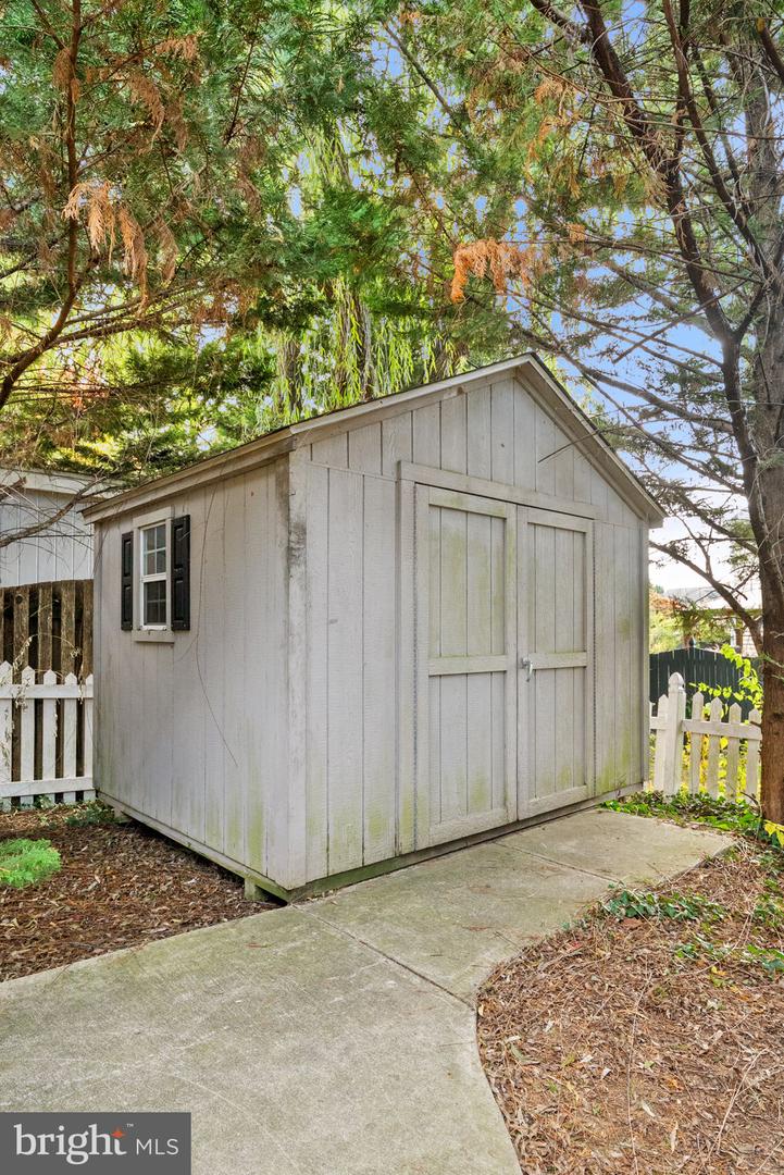 212 FAIRFIELD DR, WINCHESTER, Virginia 22602, 5 Bedrooms Bedrooms, ,3 BathroomsBathrooms,Residential,For sale,212 FAIRFIELD DR,VAFV2037710 MLS # VAFV2037710 212 FAIRFIELD DR, WINCHESTER, Virginia 22602, 5 Bedrooms Bedrooms, ,3 BathroomsBathrooms,Residential,For sale,212 FAIRFIELD DR,VAFV2037710 MLS # VAFV2037710