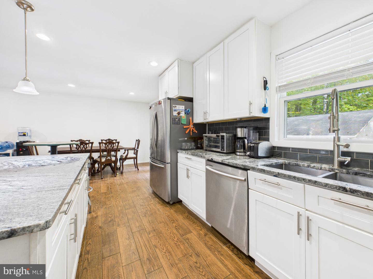 7316 MARIPOSA DR, MANASSAS, Virginia 20112, 5 Bedrooms Bedrooms, ,3 BathroomsBathrooms,Residential,For sale,7316 MARIPOSA DR,VAPW2106816 MLS # VAPW2106816