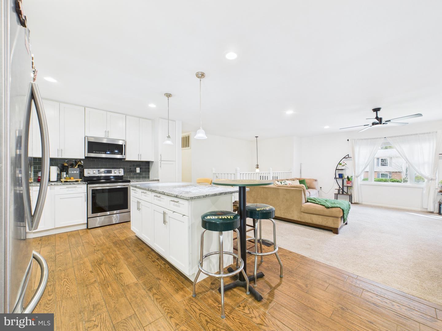 7316 MARIPOSA DR, MANASSAS, Virginia 20112, 5 Bedrooms Bedrooms, ,3 BathroomsBathrooms,Residential,For sale,7316 MARIPOSA DR,VAPW2106816 MLS # VAPW2106816