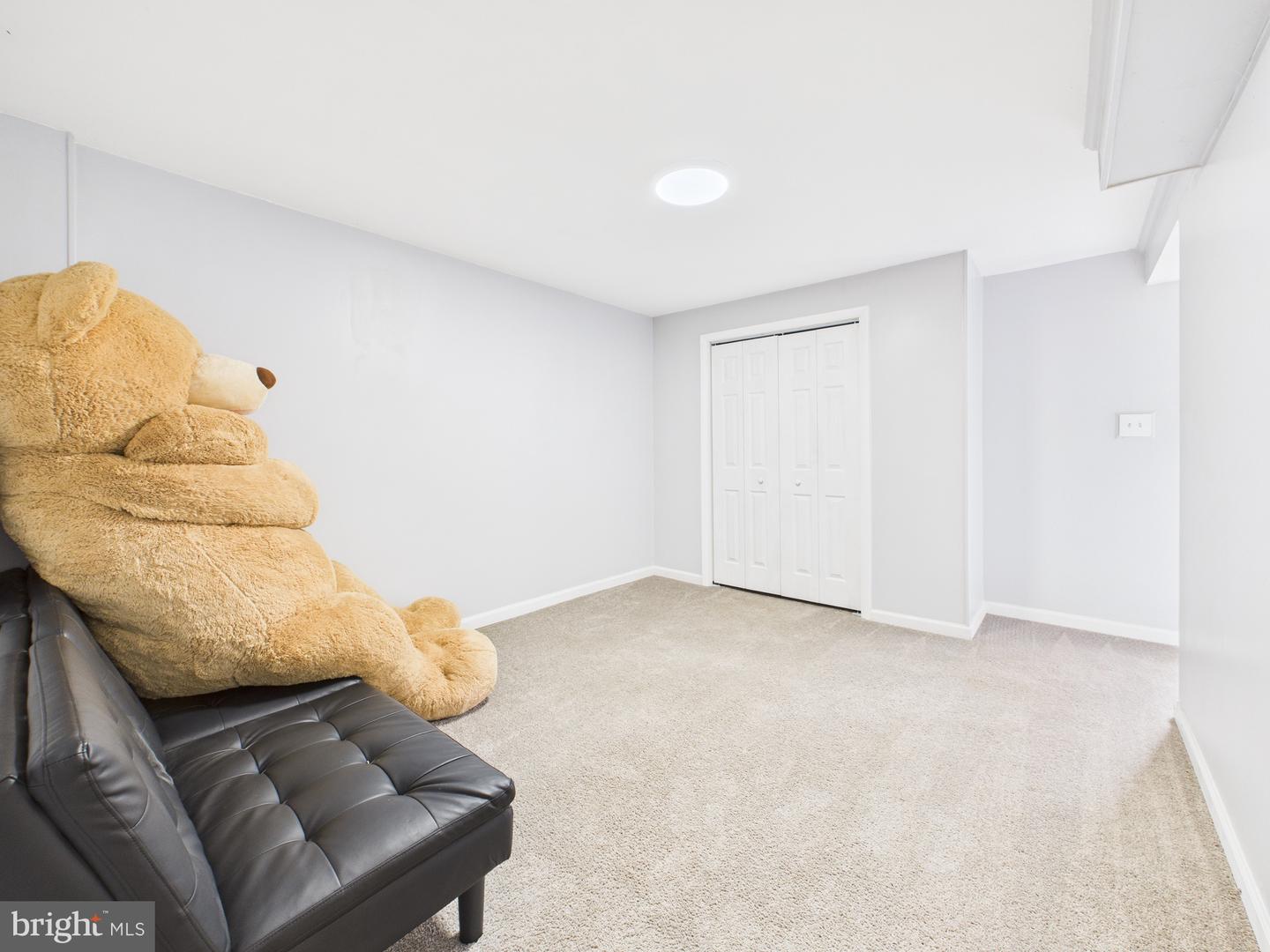 7316 MARIPOSA DR, MANASSAS, Virginia 20112, 5 Bedrooms Bedrooms, ,3 BathroomsBathrooms,Residential,For sale,7316 MARIPOSA DR,VAPW2106816 MLS # VAPW2106816