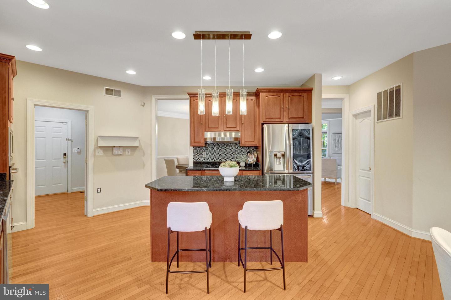 6941 PINE CREST AVE, MCLEAN, Virginia 22101, 5 Bedrooms Bedrooms, ,4 BathroomsBathrooms,Residential,For sale,6941 PINE CREST AVE,VAFX2276558 MLS # VAFX2276558