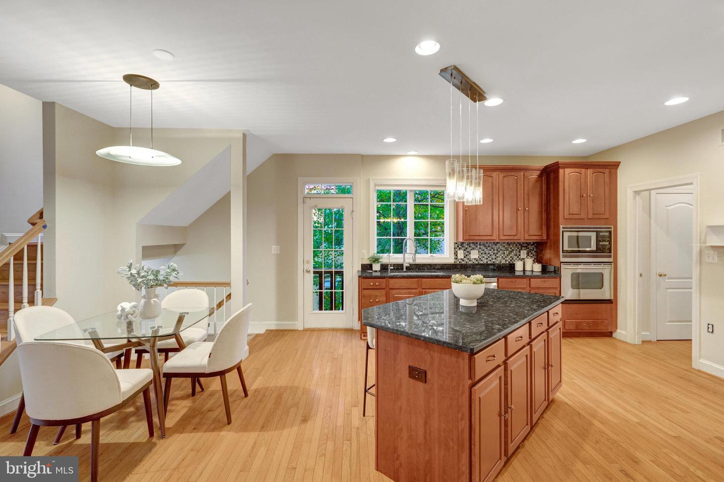 6941 PINE CREST AVE, MCLEAN, Virginia 22101, 5 Bedrooms Bedrooms, ,4 BathroomsBathrooms,Residential,For sale,6941 PINE CREST AVE,VAFX2276558 MLS # VAFX2276558