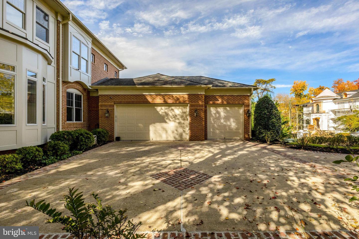 6941 PINE CREST AVE, MCLEAN, Virginia 22101, 5 Bedrooms Bedrooms, ,4 BathroomsBathrooms,Residential,For sale,6941 PINE CREST AVE,VAFX2276558 MLS # VAFX2276558