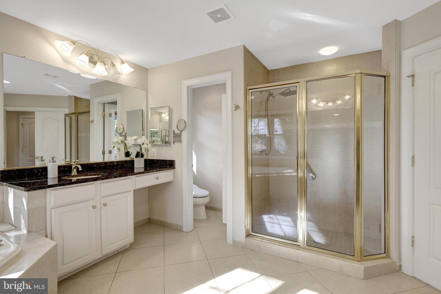 6941 PINE CREST AVE, MCLEAN, Virginia 22101, 5 Bedrooms Bedrooms, ,4 BathroomsBathrooms,Residential,For sale,6941 PINE CREST AVE,VAFX2276558 MLS # VAFX2276558