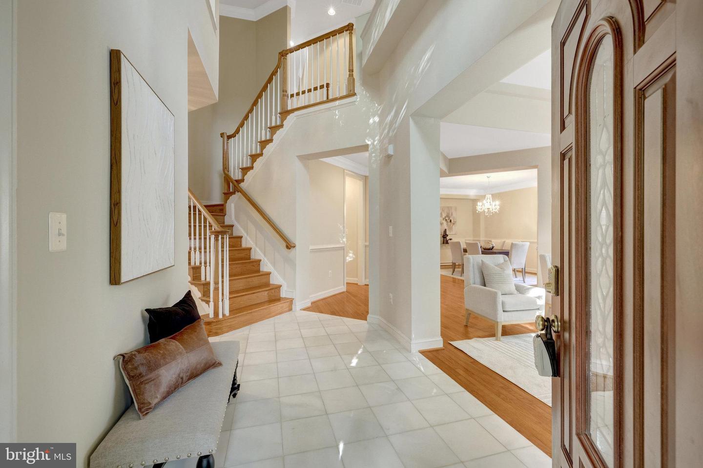 6941 PINE CREST AVE, MCLEAN, Virginia 22101, 5 Bedrooms Bedrooms, ,4 BathroomsBathrooms,Residential,For sale,6941 PINE CREST AVE,VAFX2276558 MLS # VAFX2276558