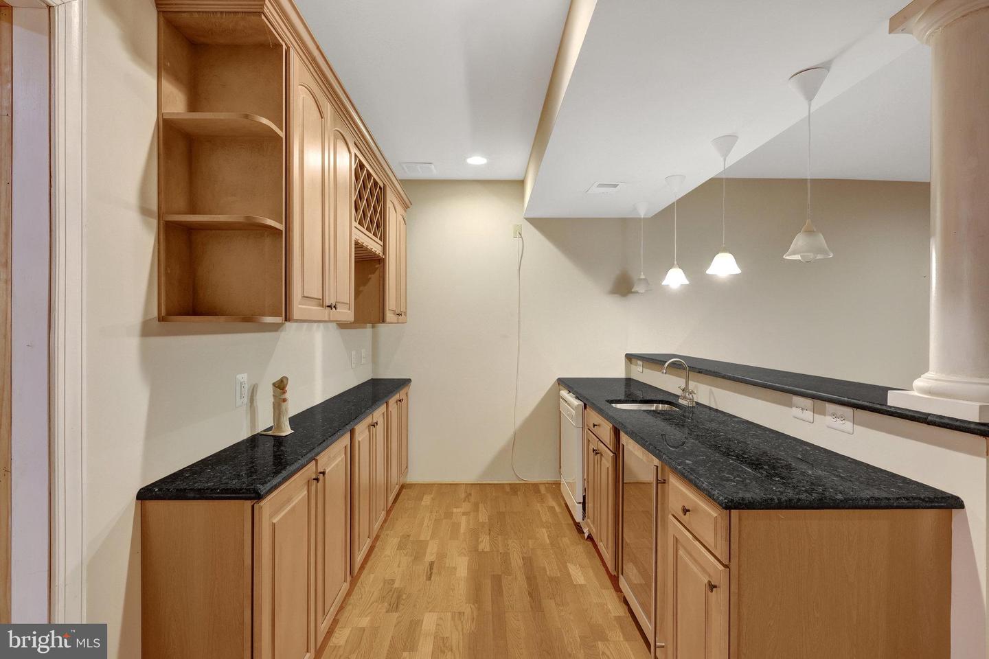 6941 PINE CREST AVE, MCLEAN, Virginia 22101, 5 Bedrooms Bedrooms, ,4 BathroomsBathrooms,Residential,For sale,6941 PINE CREST AVE,VAFX2276558 MLS # VAFX2276558