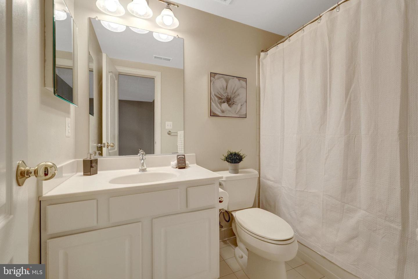 6941 PINE CREST AVE, MCLEAN, Virginia 22101, 5 Bedrooms Bedrooms, ,4 BathroomsBathrooms,Residential,For sale,6941 PINE CREST AVE,VAFX2276558 MLS # VAFX2276558