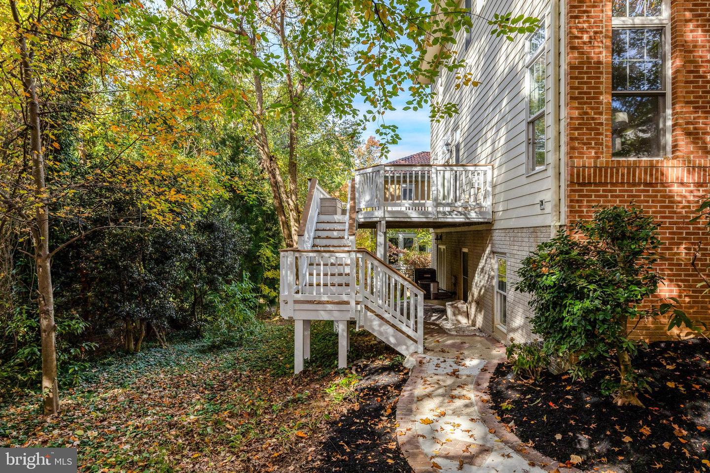 6941 PINE CREST AVE, MCLEAN, Virginia 22101, 5 Bedrooms Bedrooms, ,4 BathroomsBathrooms,Residential,For sale,6941 PINE CREST AVE,VAFX2276558 MLS # VAFX2276558