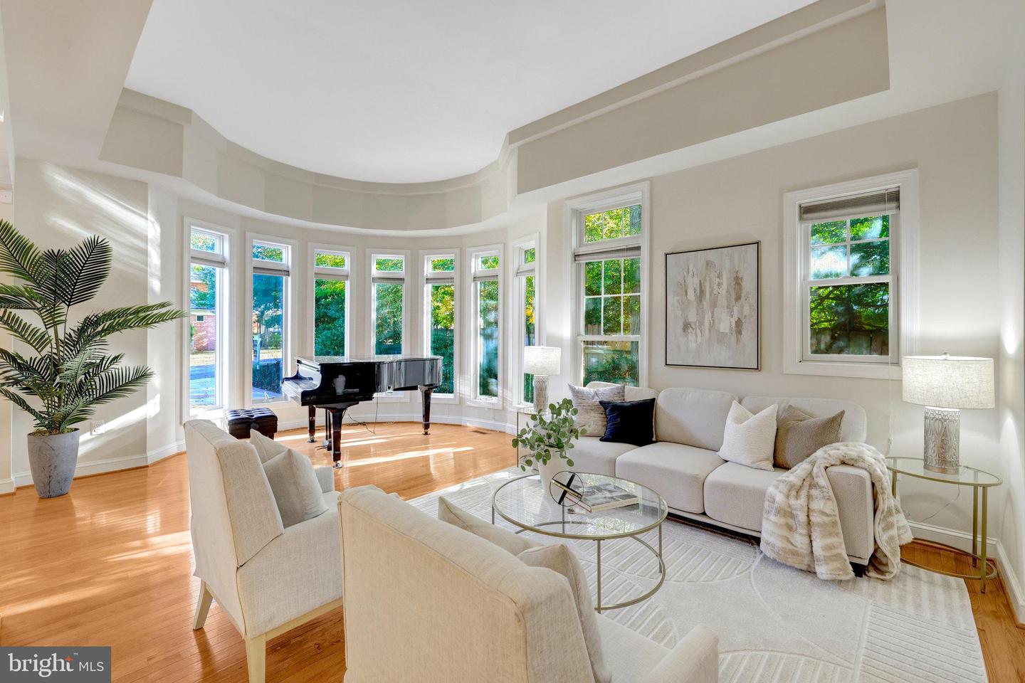 6941 PINE CREST AVE, MCLEAN, Virginia 22101, 5 Bedrooms Bedrooms, ,4 BathroomsBathrooms,Residential,For sale,6941 PINE CREST AVE,VAFX2276558 MLS # VAFX2276558