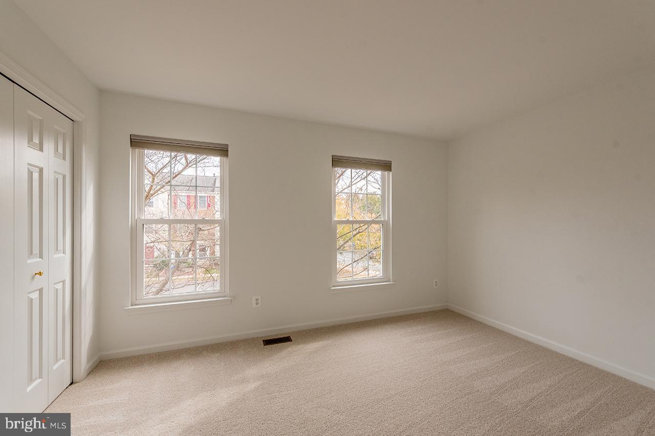 21081 BITTERROOT TER, ASHBURN, Virginia 20147, 3 Bedrooms Bedrooms, 10 Rooms Rooms,2 BathroomsBathrooms,Residential,For sale,21081 BITTERROOT TER,VALO2109810 MLS # VALO2109810