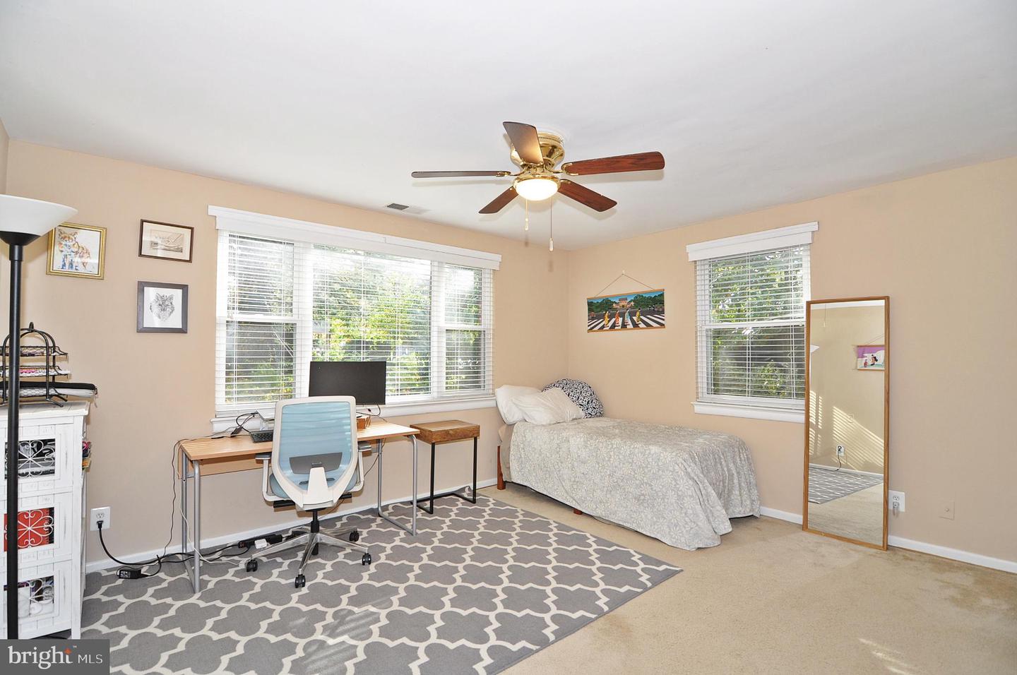 1233 23RD ST S, ARLINGTON, Virginia 22202, 3 Bedrooms Bedrooms, ,1 BathroomBathrooms,Residential,For sale,1233 23RD ST S,VAAR2065488 MLS # VAAR2065488