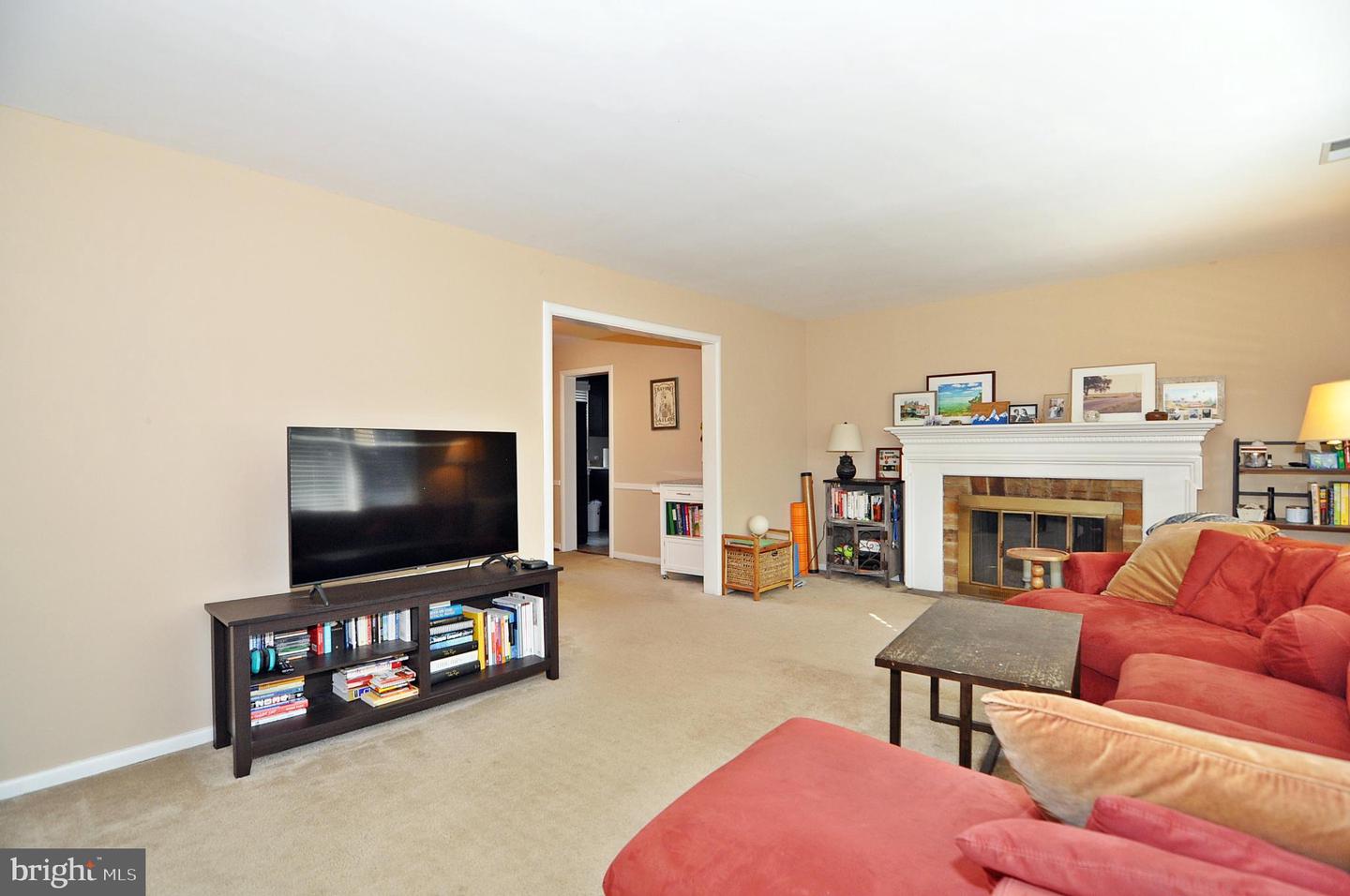 1233 23RD ST S, ARLINGTON, Virginia 22202, 3 Bedrooms Bedrooms, ,1 BathroomBathrooms,Residential,For sale,1233 23RD ST S,VAAR2065488 MLS # VAAR2065488