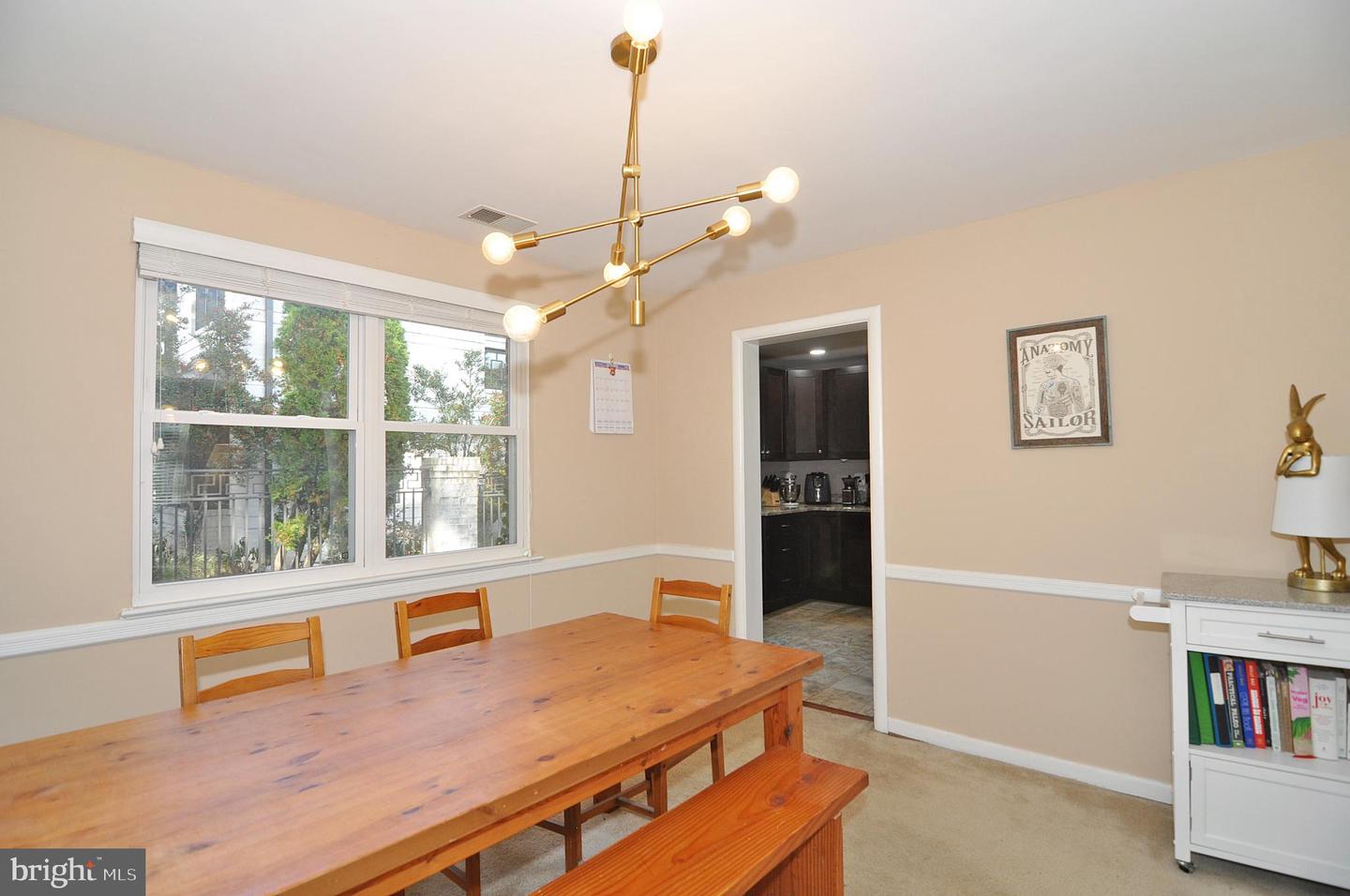 1233 23RD ST S, ARLINGTON, Virginia 22202, 3 Bedrooms Bedrooms, ,1 BathroomBathrooms,Residential,For sale,1233 23RD ST S,VAAR2065488 MLS # VAAR2065488