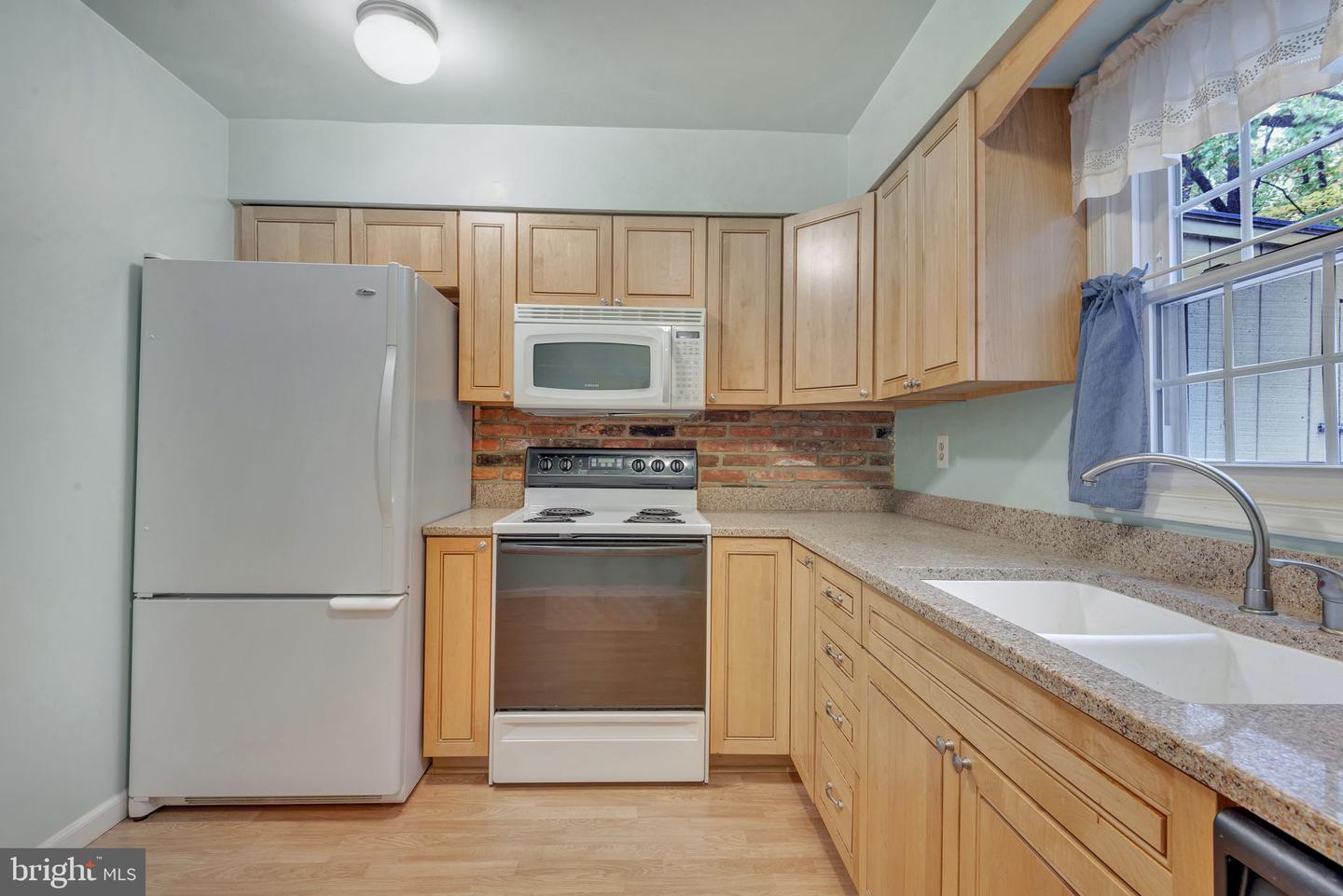 5921 MINUTEMEN RD, SPRINGFIELD, Virginia 22152, 3 Bedrooms Bedrooms, ,1 BathroomBathrooms,Residential,For sale,5921 MINUTEMEN RD,VAFX2276834 MLS # VAFX2276834 5921 MINUTEMEN RD, SPRINGFIELD, Virginia 22152, 3 Bedrooms Bedrooms, ,1 BathroomBathrooms,Residential,For sale,5921 MINUTEMEN RD,VAFX2276834 MLS # VAFX2276834