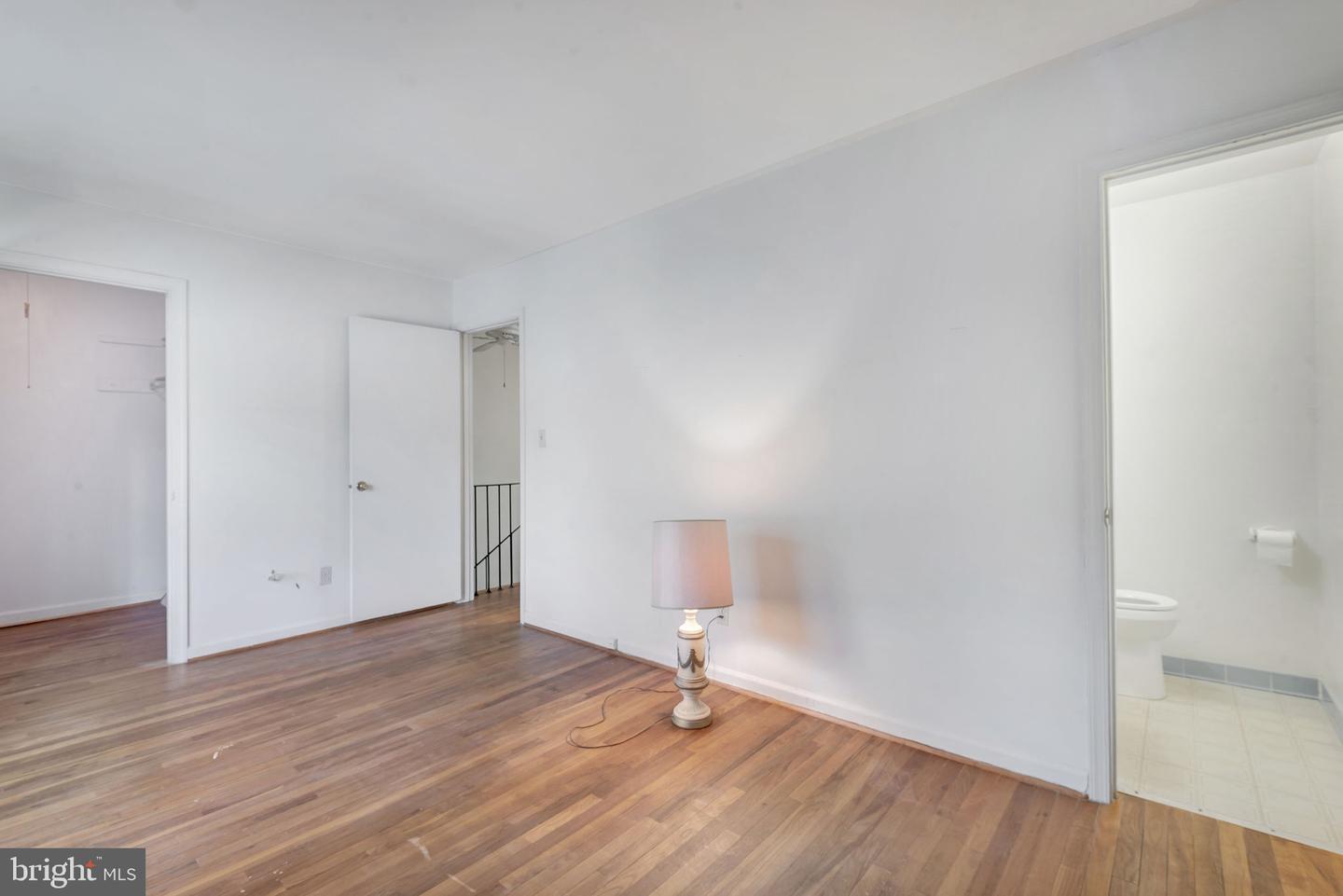 5921 MINUTEMEN RD, SPRINGFIELD, Virginia 22152, 3 Bedrooms Bedrooms, ,1 BathroomBathrooms,Residential,For sale,5921 MINUTEMEN RD,VAFX2276834 MLS # VAFX2276834 5921 MINUTEMEN RD, SPRINGFIELD, Virginia 22152, 3 Bedrooms Bedrooms, ,1 BathroomBathrooms,Residential,For sale,5921 MINUTEMEN RD,VAFX2276834 MLS # VAFX2276834