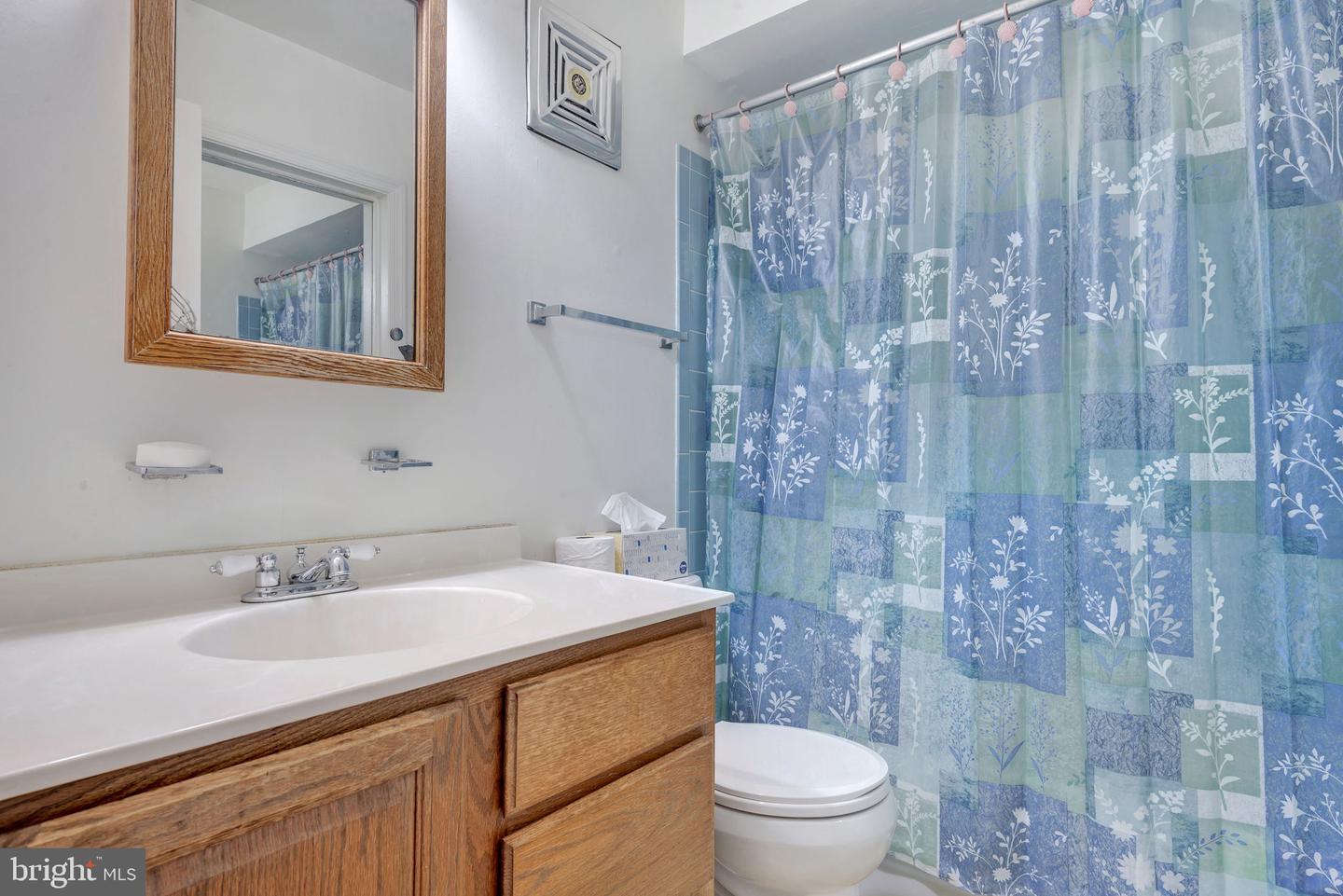 5921 MINUTEMEN RD, SPRINGFIELD, Virginia 22152, 3 Bedrooms Bedrooms, ,1 BathroomBathrooms,Residential,For sale,5921 MINUTEMEN RD,VAFX2276834 MLS # VAFX2276834 5921 MINUTEMEN RD, SPRINGFIELD, Virginia 22152, 3 Bedrooms Bedrooms, ,1 BathroomBathrooms,Residential,For sale,5921 MINUTEMEN RD,VAFX2276834 MLS # VAFX2276834