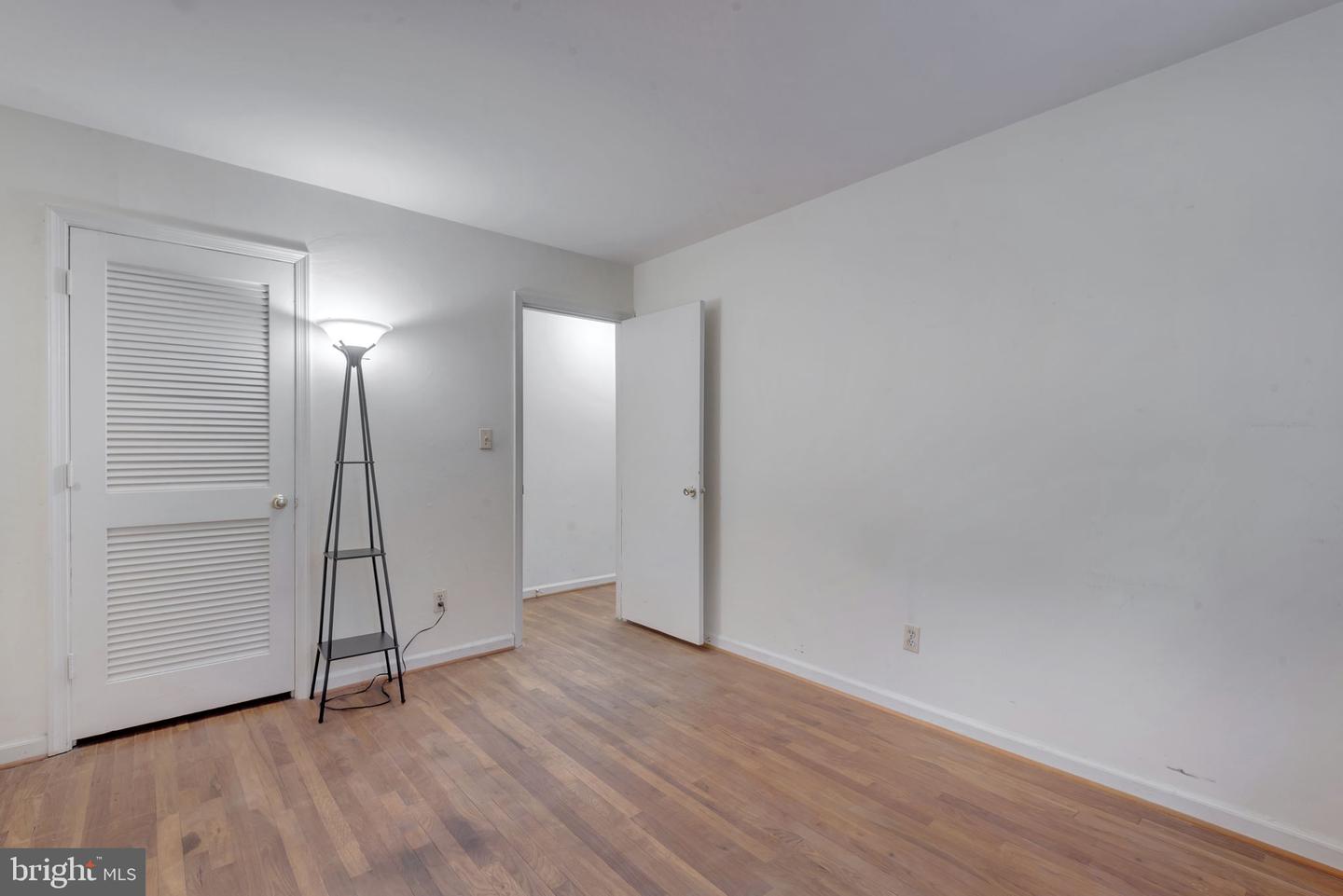 5921 MINUTEMEN RD, SPRINGFIELD, Virginia 22152, 3 Bedrooms Bedrooms, ,1 BathroomBathrooms,Residential,For sale,5921 MINUTEMEN RD,VAFX2276834 MLS # VAFX2276834 5921 MINUTEMEN RD, SPRINGFIELD, Virginia 22152, 3 Bedrooms Bedrooms, ,1 BathroomBathrooms,Residential,For sale,5921 MINUTEMEN RD,VAFX2276834 MLS # VAFX2276834