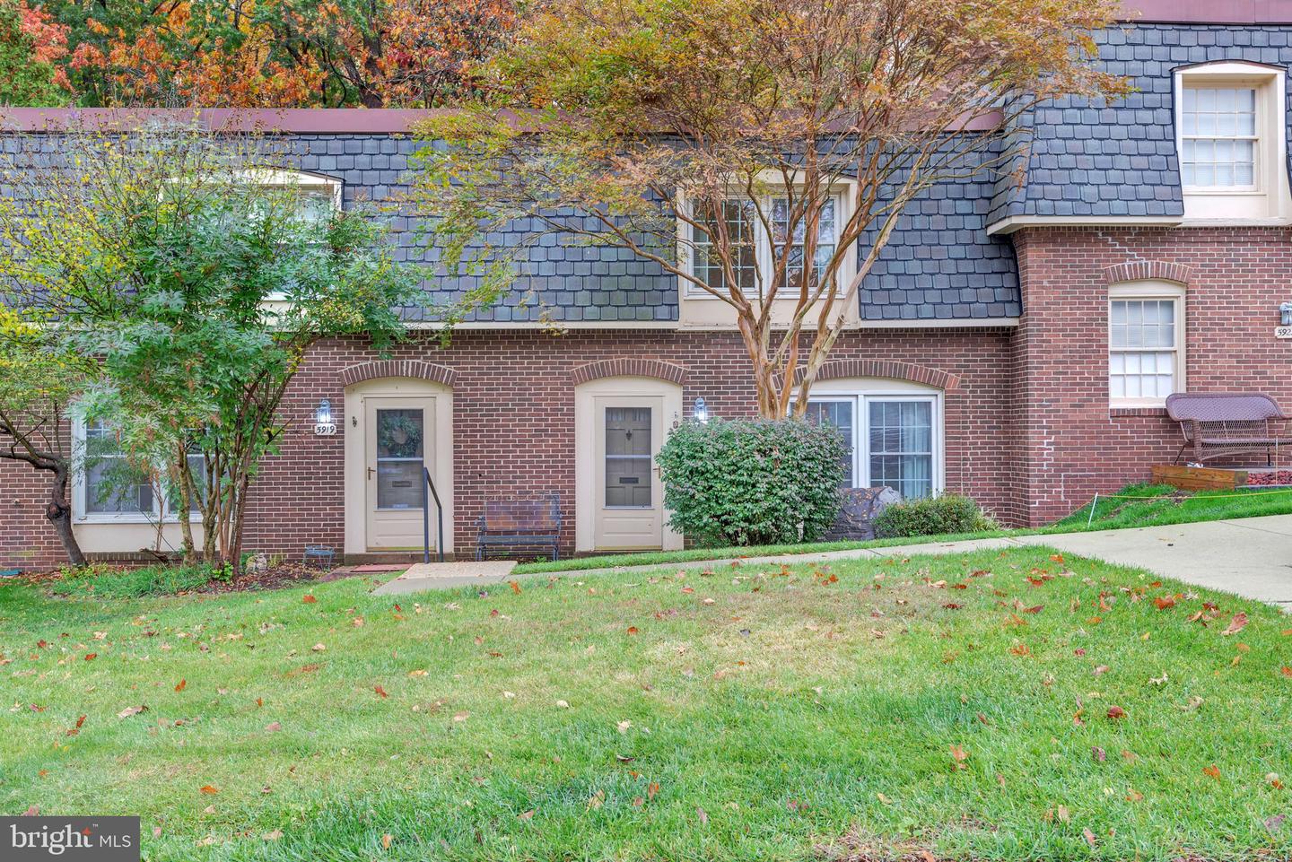 5921 MINUTEMEN RD, SPRINGFIELD, Virginia 22152, 3 Bedrooms Bedrooms, ,1 BathroomBathrooms,Residential,For sale,5921 MINUTEMEN RD,VAFX2276834 MLS # VAFX2276834 5921 MINUTEMEN RD, SPRINGFIELD, Virginia 22152, 3 Bedrooms Bedrooms, ,1 BathroomBathrooms,Residential,For sale,5921 MINUTEMEN RD,VAFX2276834 MLS # VAFX2276834