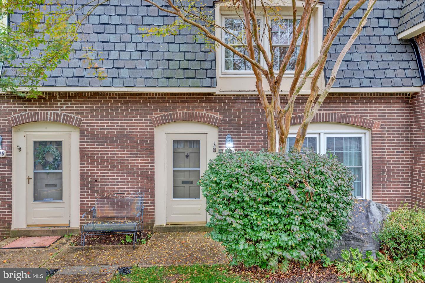 5921 MINUTEMEN RD, SPRINGFIELD, Virginia 22152, 3 Bedrooms Bedrooms, ,1 BathroomBathrooms,Residential,For sale,5921 MINUTEMEN RD,VAFX2276834 MLS # VAFX2276834 5921 MINUTEMEN RD, SPRINGFIELD, Virginia 22152, 3 Bedrooms Bedrooms, ,1 BathroomBathrooms,Residential,For sale,5921 MINUTEMEN RD,VAFX2276834 MLS # VAFX2276834