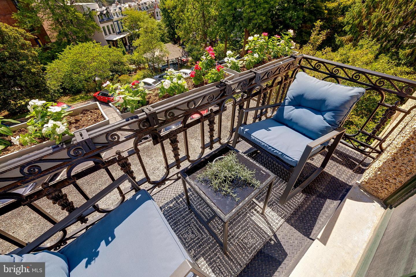 2853 ONTARIO RD NW #316, WASHINGTON, District Of Columbia 20009, 2 Bedrooms Bedrooms, ,1 BathroomBathrooms,Residential,For sale,2853 ONTARIO RD NW #316,DCDC2229514 MLS # DCDC2229514