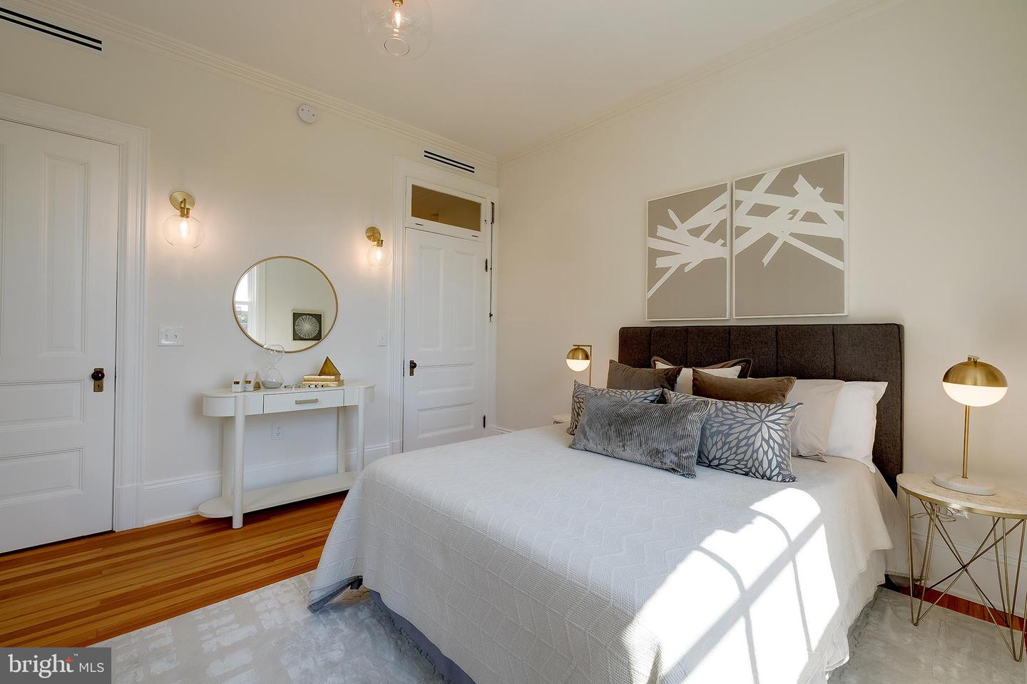 2853 ONTARIO RD NW #316, WASHINGTON, District Of Columbia 20009, 2 Bedrooms Bedrooms, ,1 BathroomBathrooms,Residential,For sale,2853 ONTARIO RD NW #316,DCDC2229514 MLS # DCDC2229514