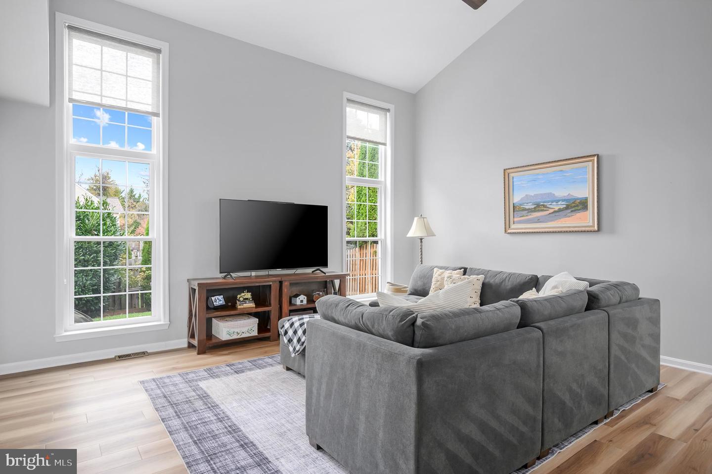 815 CATOCTIN CIR NE, LEESBURG, Virginia 20176, 3 Bedrooms Bedrooms, ,2 BathroomsBathrooms,Residential,For sale,815 CATOCTIN CIR NE,VALO2110028 MLS # VALO2110028