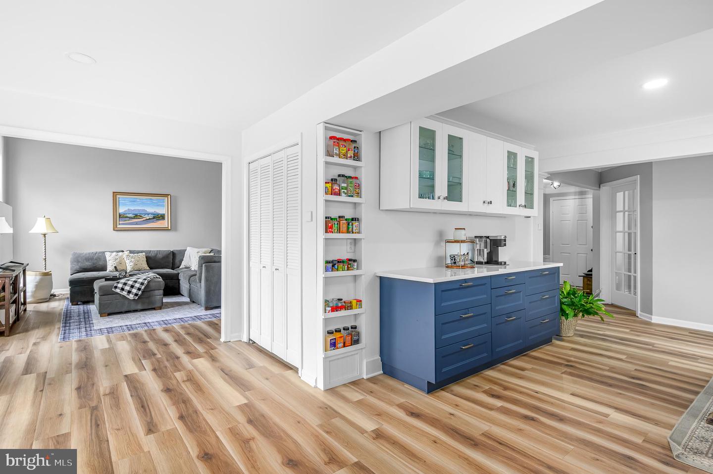 815 CATOCTIN CIR NE, LEESBURG, Virginia 20176, 3 Bedrooms Bedrooms, ,2 BathroomsBathrooms,Residential,For sale,815 CATOCTIN CIR NE,VALO2110028 MLS # VALO2110028