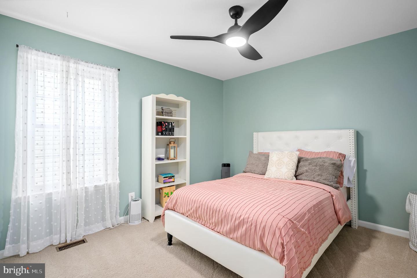 815 CATOCTIN CIR NE, LEESBURG, Virginia 20176, 3 Bedrooms Bedrooms, ,2 BathroomsBathrooms,Residential,For sale,815 CATOCTIN CIR NE,VALO2110028 MLS # VALO2110028