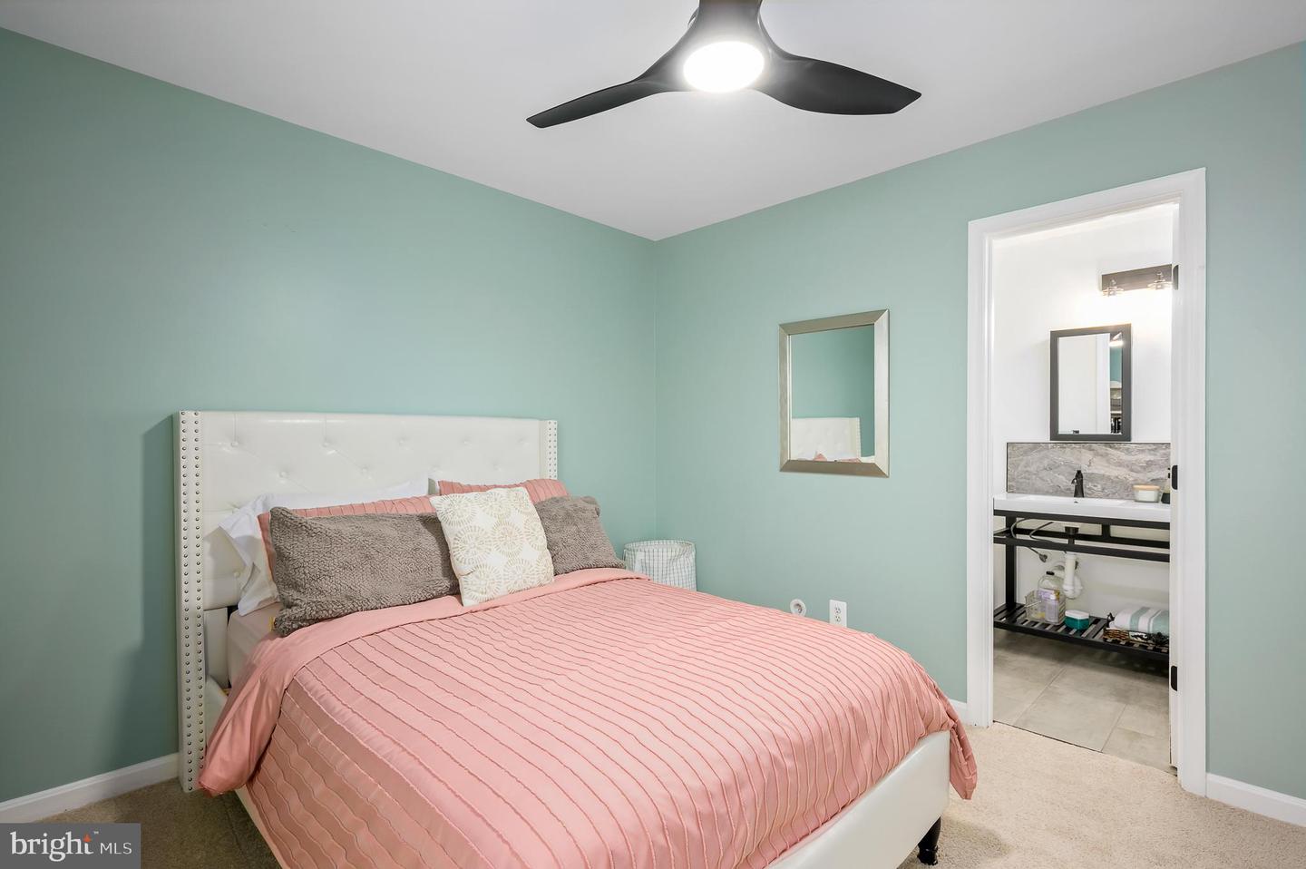 815 CATOCTIN CIR NE, LEESBURG, Virginia 20176, 3 Bedrooms Bedrooms, ,2 BathroomsBathrooms,Residential,For sale,815 CATOCTIN CIR NE,VALO2110028 MLS # VALO2110028