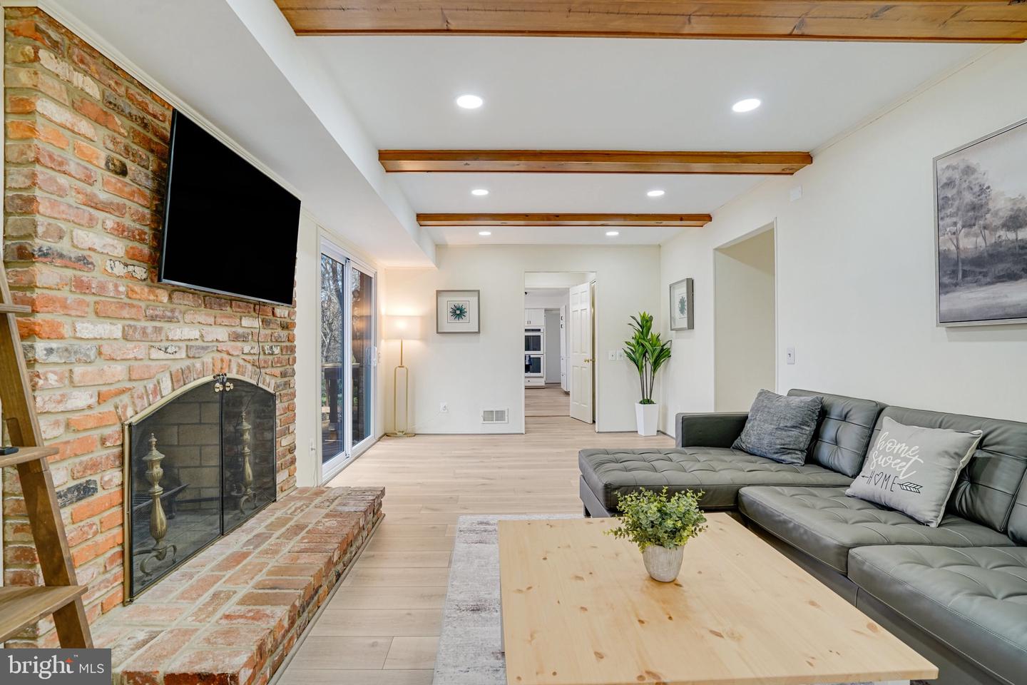 3968 FORT WORTH AVE, ALEXANDRIA, Virginia 22304, 6 Bedrooms Bedrooms, ,5 BathroomsBathrooms,Residential,For sale,3968 FORT WORTH AVE,VAAX2051306 MLS # VAAX2051306