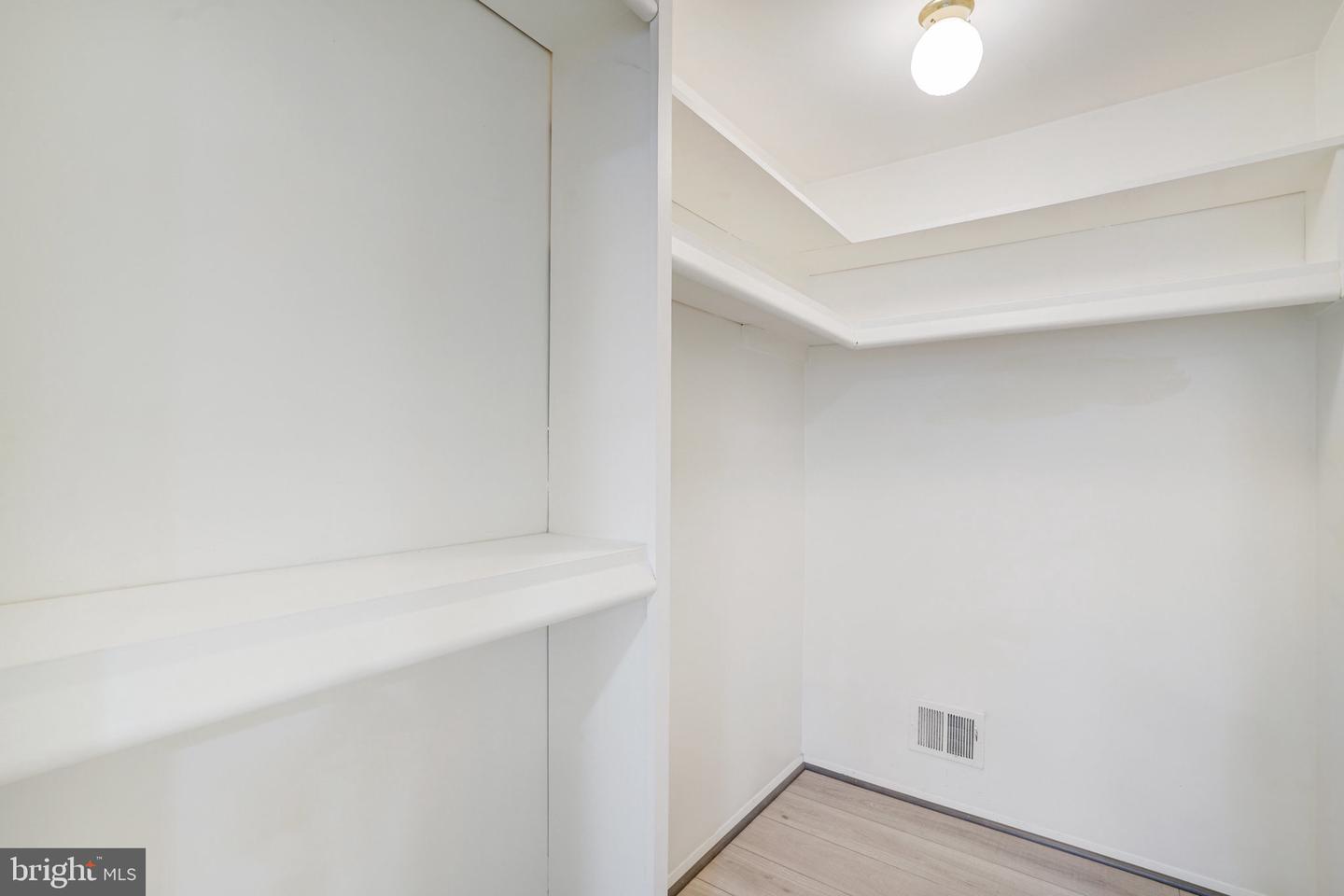 3968 FORT WORTH AVE, ALEXANDRIA, Virginia 22304, 6 Bedrooms Bedrooms, ,5 BathroomsBathrooms,Residential,For sale,3968 FORT WORTH AVE,VAAX2051306 MLS # VAAX2051306