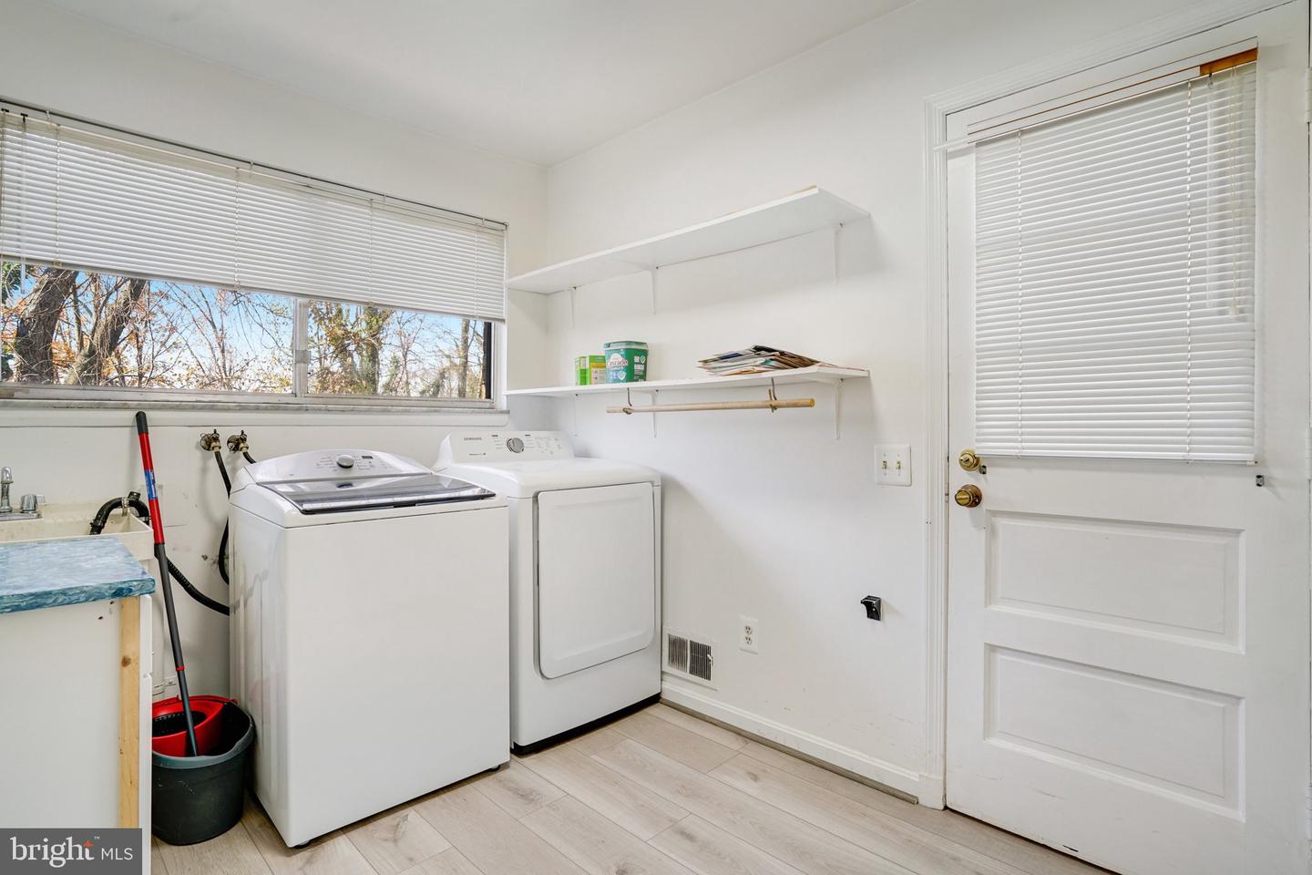 3968 FORT WORTH AVE, ALEXANDRIA, Virginia 22304, 6 Bedrooms Bedrooms, ,5 BathroomsBathrooms,Residential,For sale,3968 FORT WORTH AVE,VAAX2051306 MLS # VAAX2051306