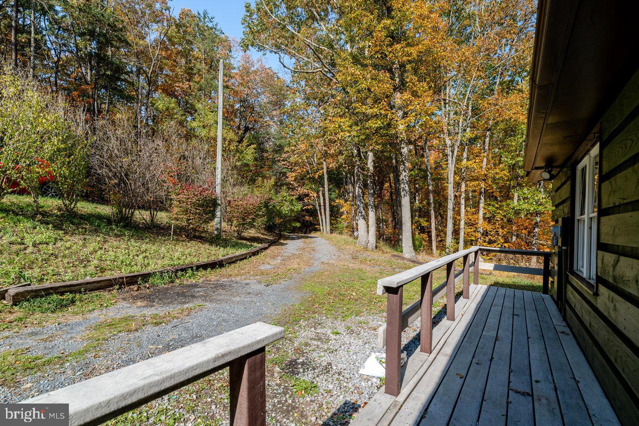 115 RISK RD, NEW MARKET, Virginia 22844, 2 Bedrooms Bedrooms, ,1 BathroomBathrooms,Residential,For sale,115 RISK RD,VASH2012906 MLS # VASH2012906