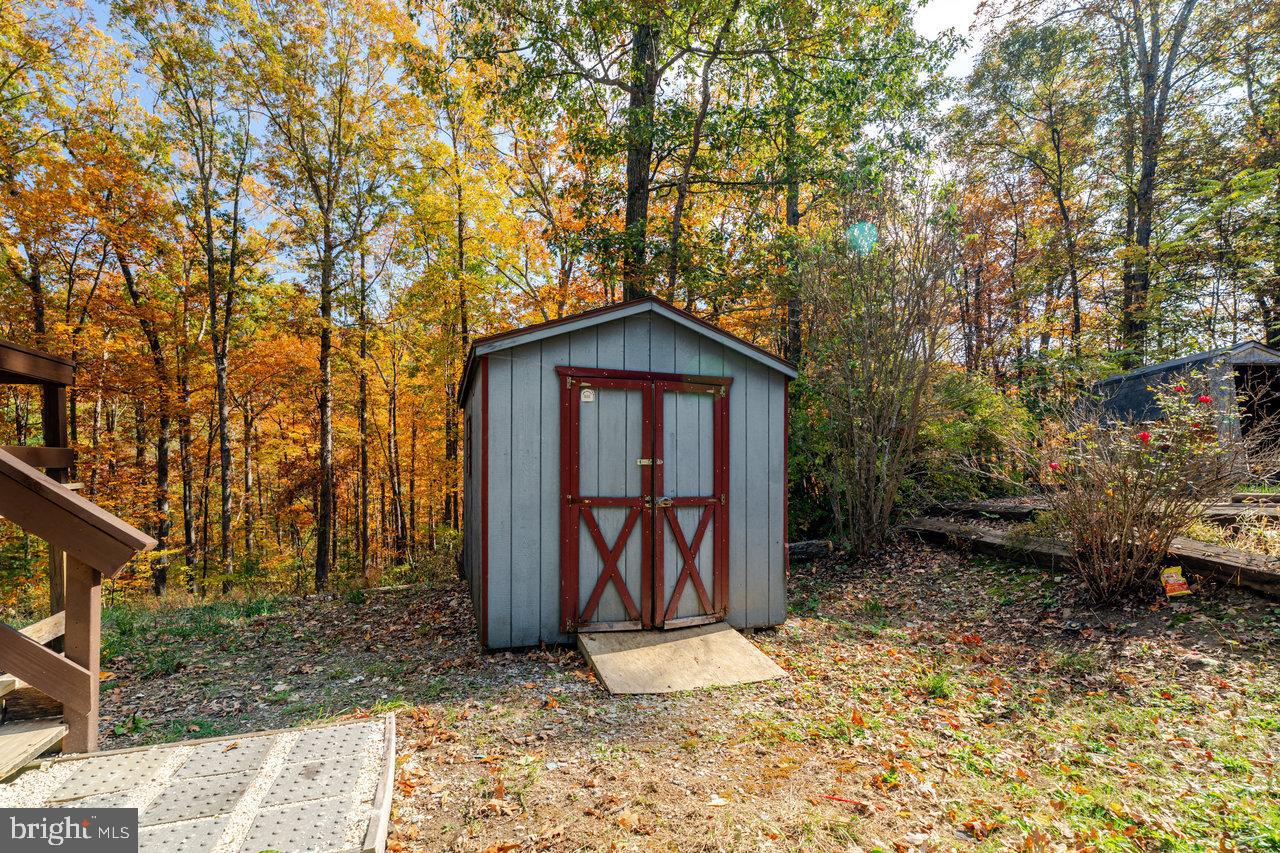 115 RISK RD, NEW MARKET, Virginia 22844, 2 Bedrooms Bedrooms, ,1 BathroomBathrooms,Residential,For sale,115 RISK RD,VASH2012906 MLS # VASH2012906