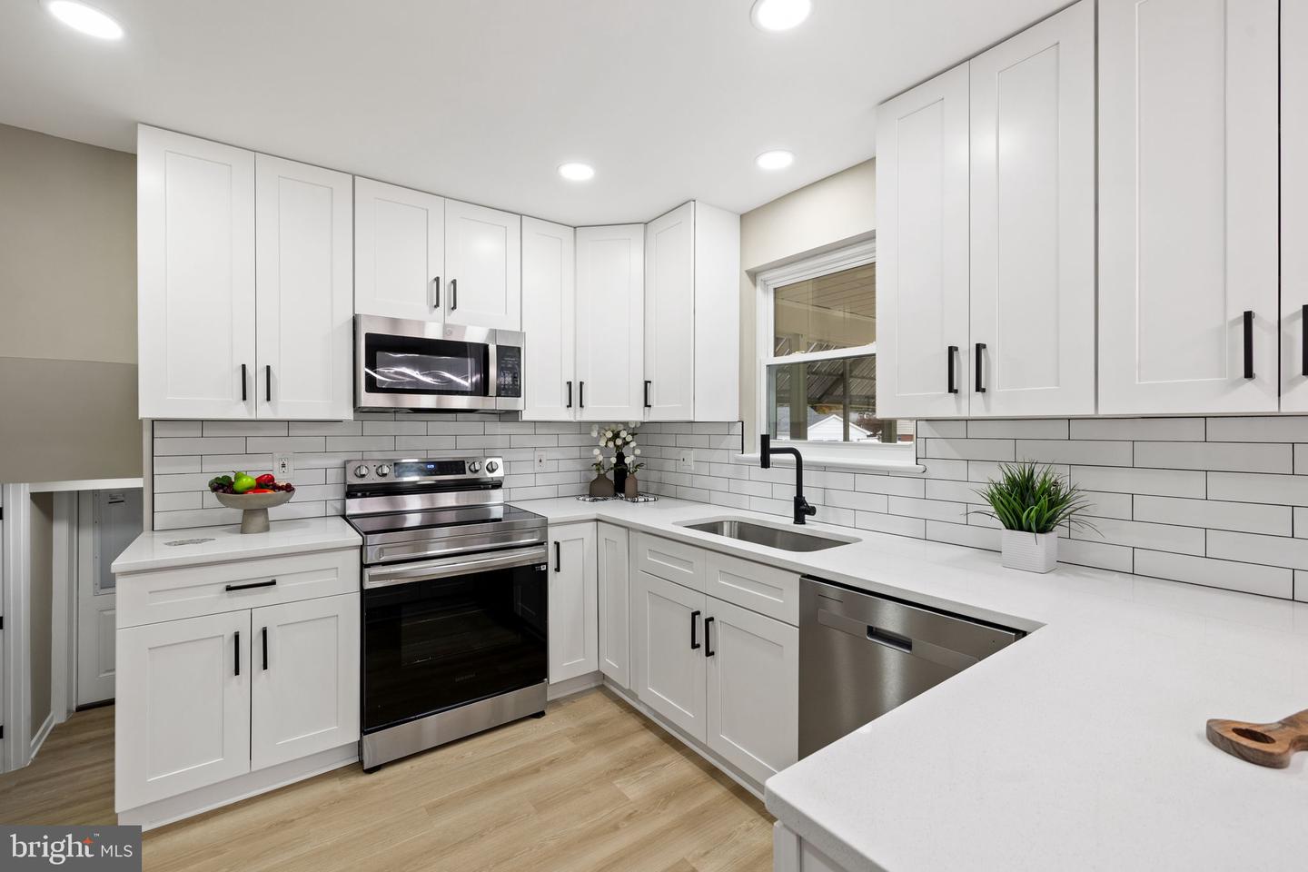 7319 BATH ST, SPRINGFIELD, Virginia 22150, 4 Bedrooms Bedrooms, ,2 BathroomsBathrooms,Residential,For sale,7319 BATH ST,VAFX2277024 MLS # VAFX2277024 7319 BATH ST, SPRINGFIELD, Virginia 22150, 4 Bedrooms Bedrooms, ,2 BathroomsBathrooms,Residential,For sale,7319 BATH ST,VAFX2277024 MLS # VAFX2277024