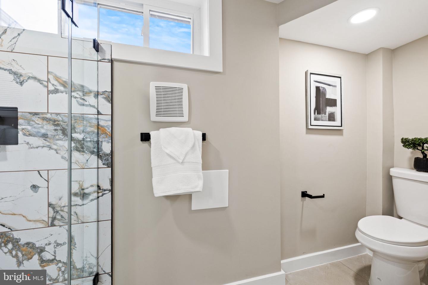 7319 BATH ST, SPRINGFIELD, Virginia 22150, 4 Bedrooms Bedrooms, ,2 BathroomsBathrooms,Residential,For sale,7319 BATH ST,VAFX2277024 MLS # VAFX2277024 7319 BATH ST, SPRINGFIELD, Virginia 22150, 4 Bedrooms Bedrooms, ,2 BathroomsBathrooms,Residential,For sale,7319 BATH ST,VAFX2277024 MLS # VAFX2277024