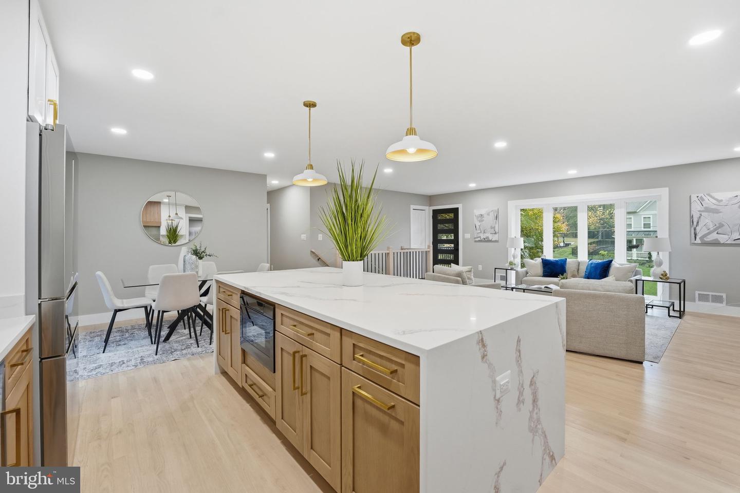 6434 WOODVILLE DR, FALLS CHURCH, Virginia 22044, 5 Bedrooms Bedrooms, ,3 BathroomsBathrooms,Residential,For sale,6434 WOODVILLE DR,VAFX2277026 MLS # VAFX2277026