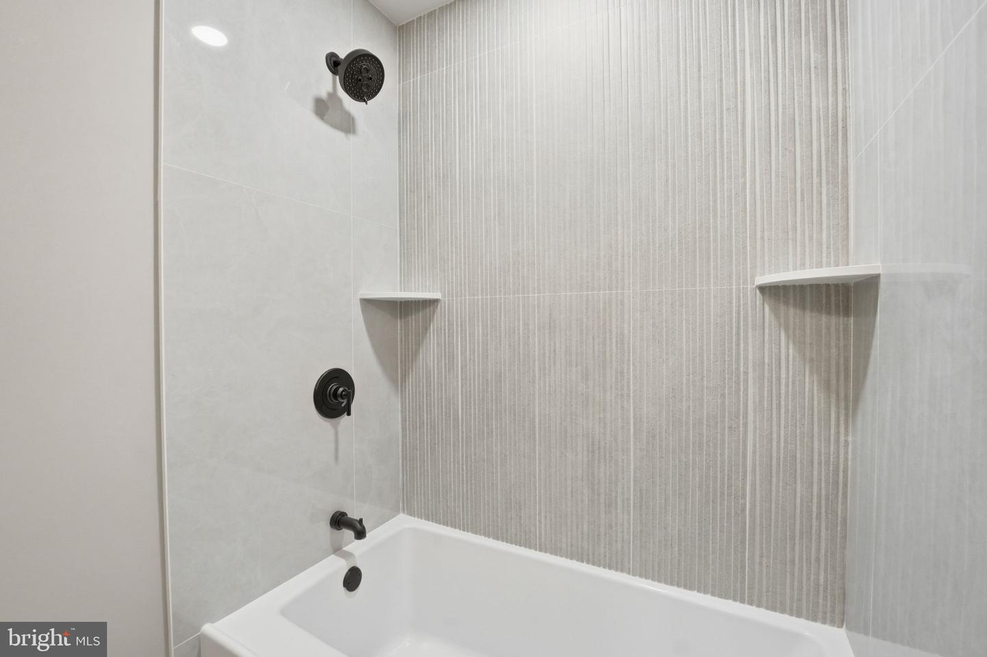 6434 WOODVILLE DR, FALLS CHURCH, Virginia 22044, 5 Bedrooms Bedrooms, ,3 BathroomsBathrooms,Residential,For sale,6434 WOODVILLE DR,VAFX2277026 MLS # VAFX2277026