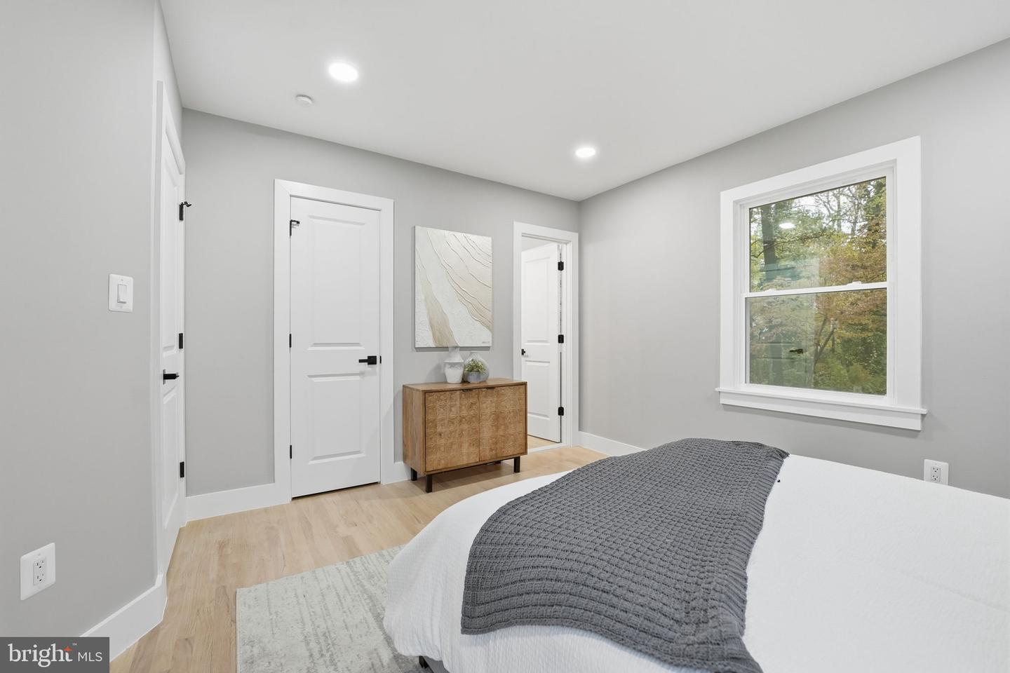 6434 WOODVILLE DR, FALLS CHURCH, Virginia 22044, 5 Bedrooms Bedrooms, ,3 BathroomsBathrooms,Residential,For sale,6434 WOODVILLE DR,VAFX2277026 MLS # VAFX2277026