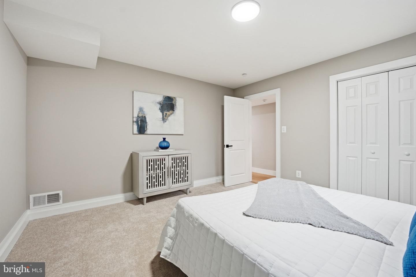 6434 WOODVILLE DR, FALLS CHURCH, Virginia 22044, 5 Bedrooms Bedrooms, ,3 BathroomsBathrooms,Residential,For sale,6434 WOODVILLE DR,VAFX2277026 MLS # VAFX2277026