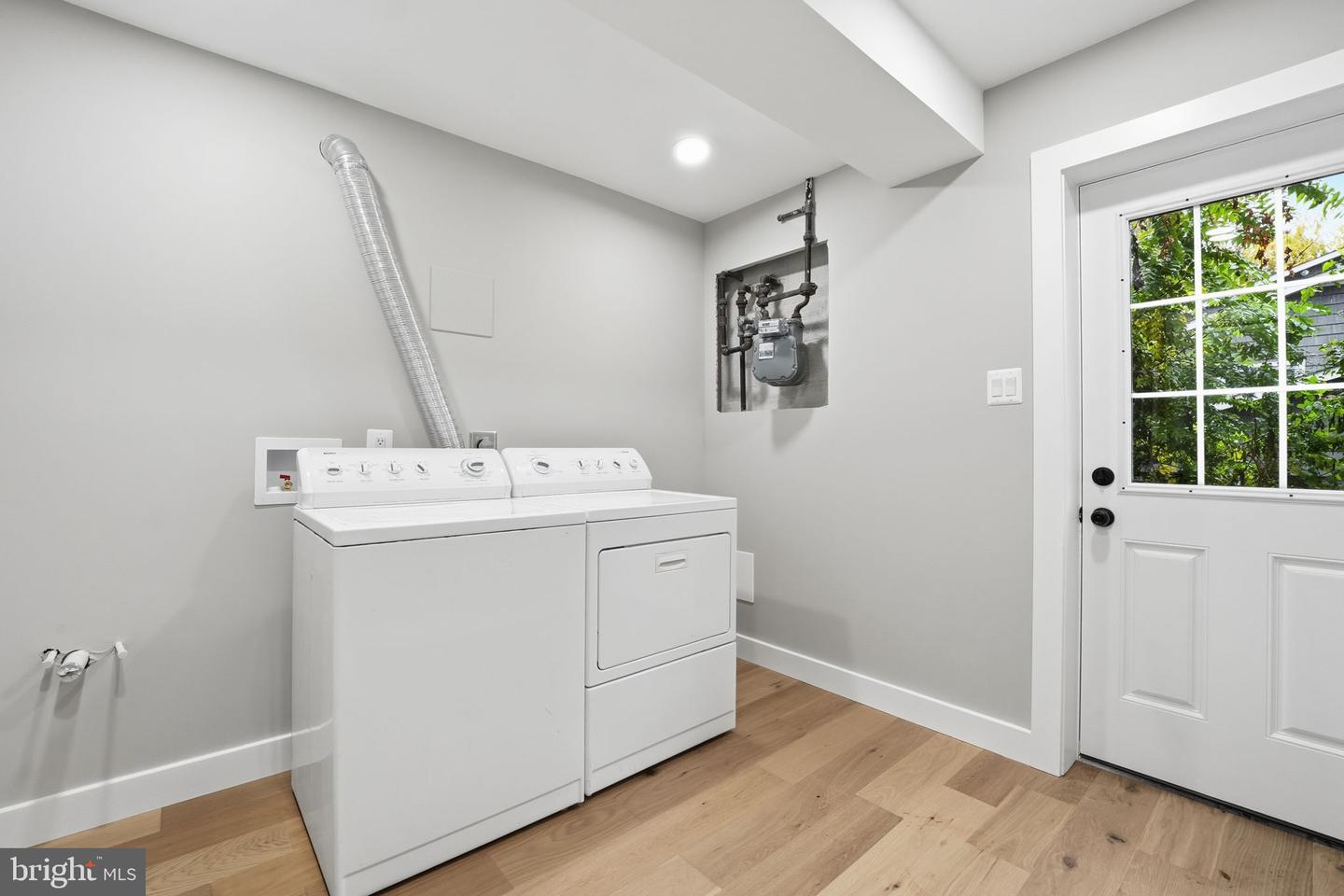 6434 WOODVILLE DR, FALLS CHURCH, Virginia 22044, 5 Bedrooms Bedrooms, ,3 BathroomsBathrooms,Residential,For sale,6434 WOODVILLE DR,VAFX2277026 MLS # VAFX2277026