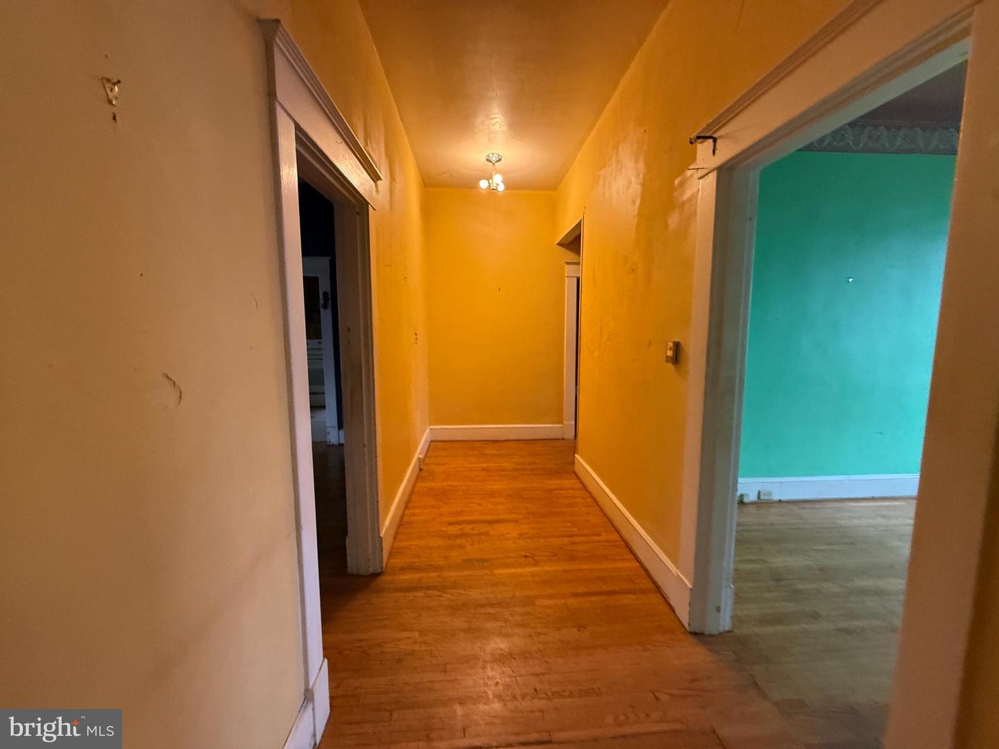 110 N MAIN ST, EDINBURG, Virginia 22824, 3 Bedrooms Bedrooms, ,2 BathroomsBathrooms,Residential,For sale,110 N MAIN ST,VASH2012910 MLS # VASH2012910 110 N MAIN ST, EDINBURG, Virginia 22824, 3 Bedrooms Bedrooms, ,2 BathroomsBathrooms,Residential,For sale,110 N MAIN ST,VASH2012910 MLS # VASH2012910